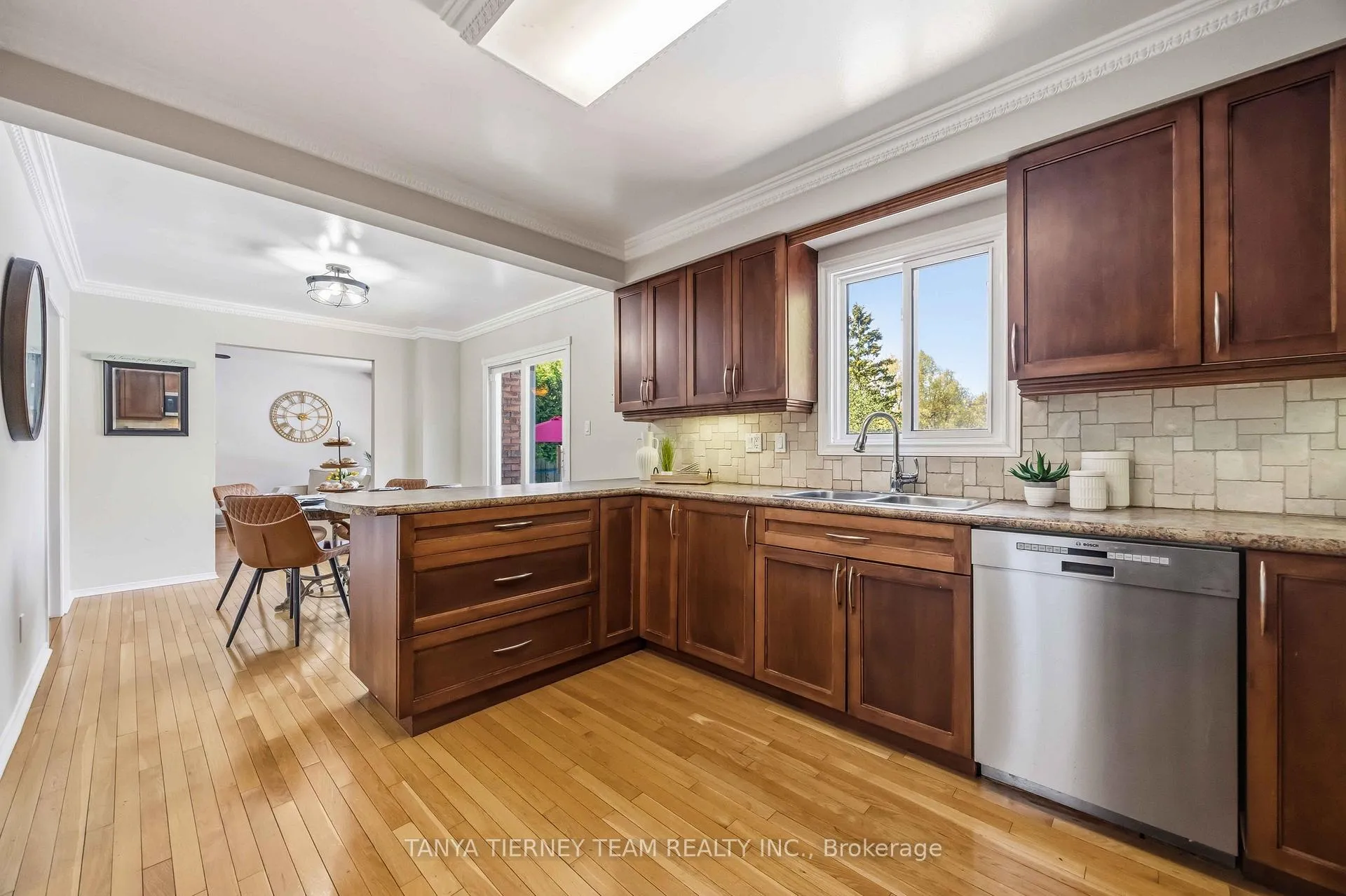 Photo 15 of 24 Fernway Crescent, Whitby, Pringle Creek — HOMEH