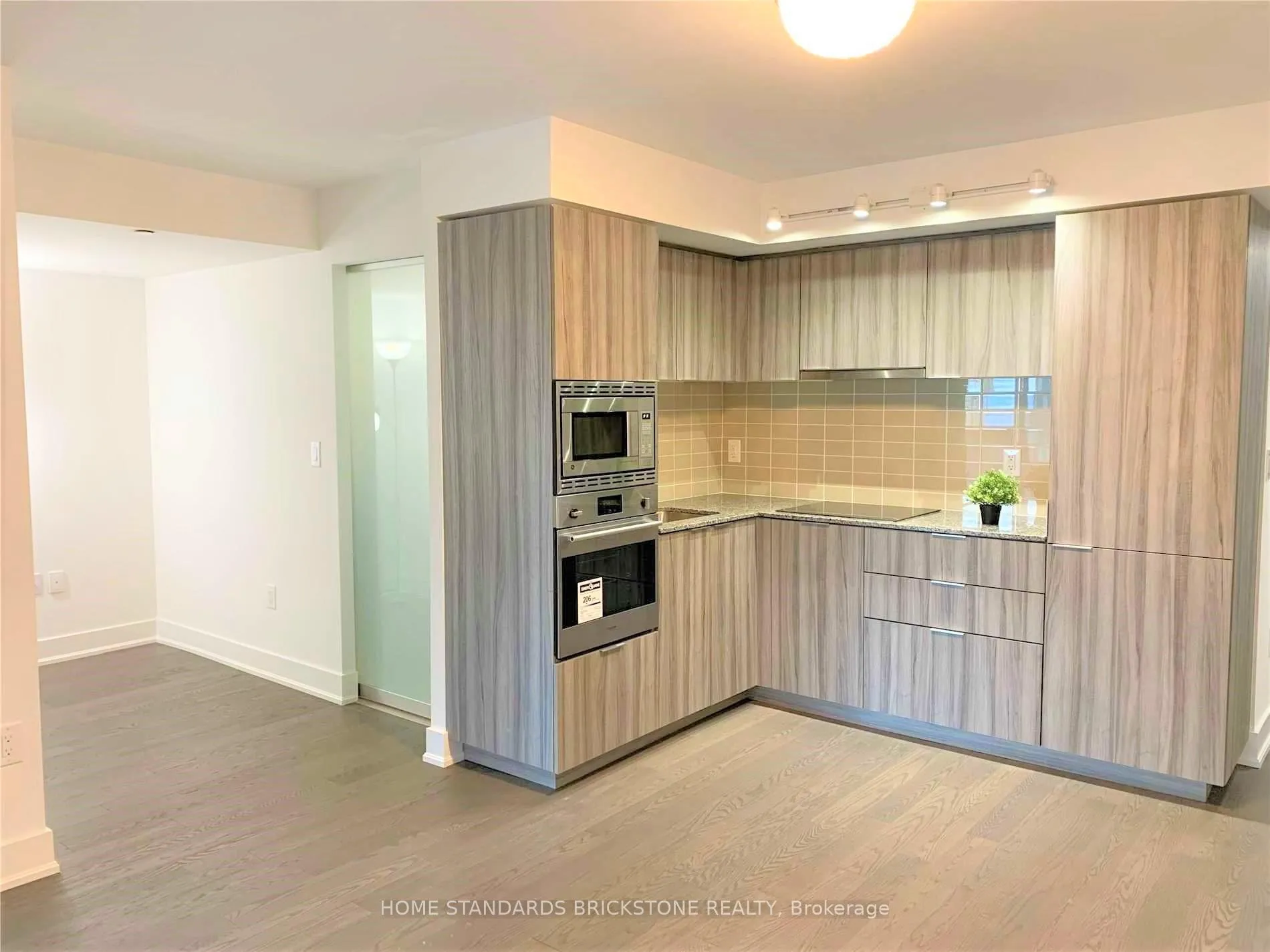 Photo 11 of Unit 2619, 955 Bay Street, Toronto, Bay Street Corridor — HOMEH