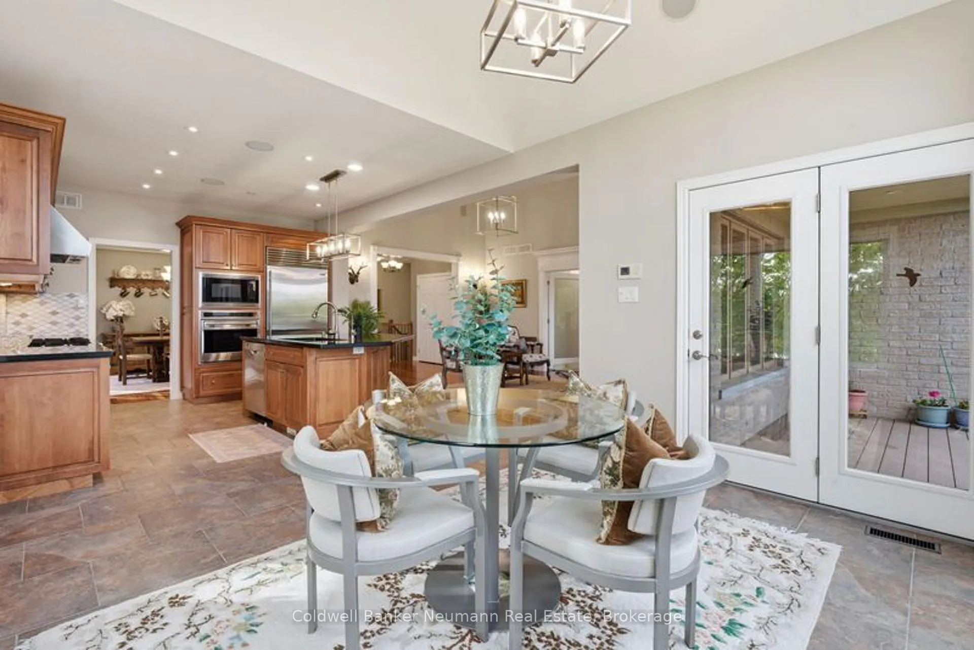 Photo 14 of Unit 14, 19 Simmonds Drive, Guelph, Victoria North — HOMEH