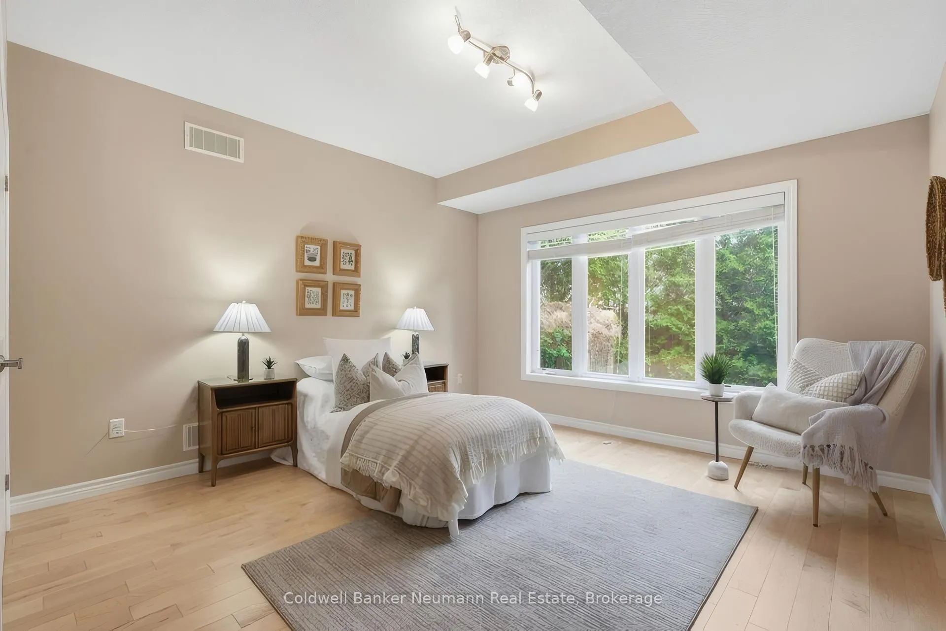 Photo 34 of Unit 14, 19 Simmonds Drive, Guelph, Victoria North — HOMEH