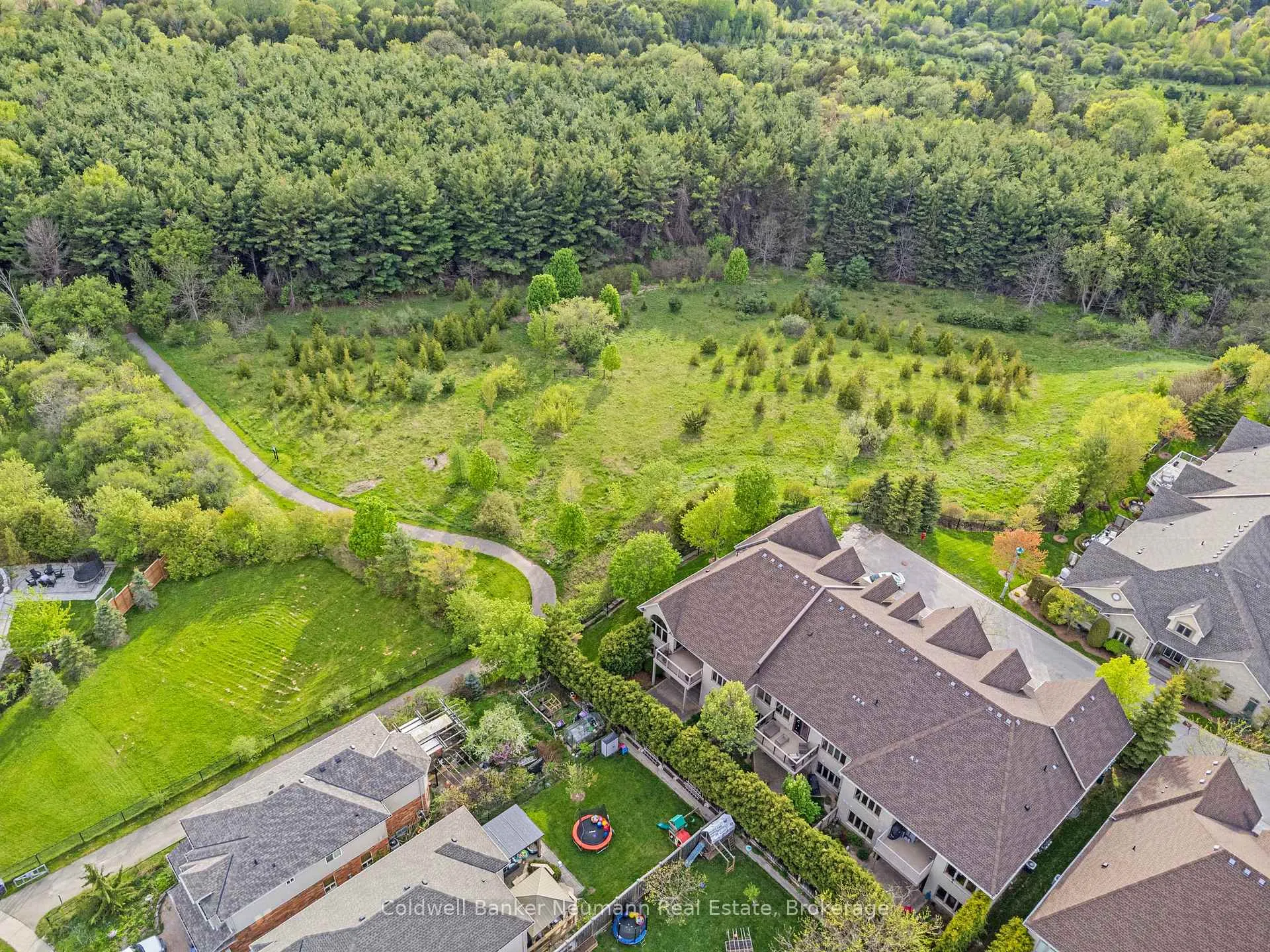 Photo 43 of Unit 14, 19 Simmonds Drive, Guelph, Victoria North — HOMEH