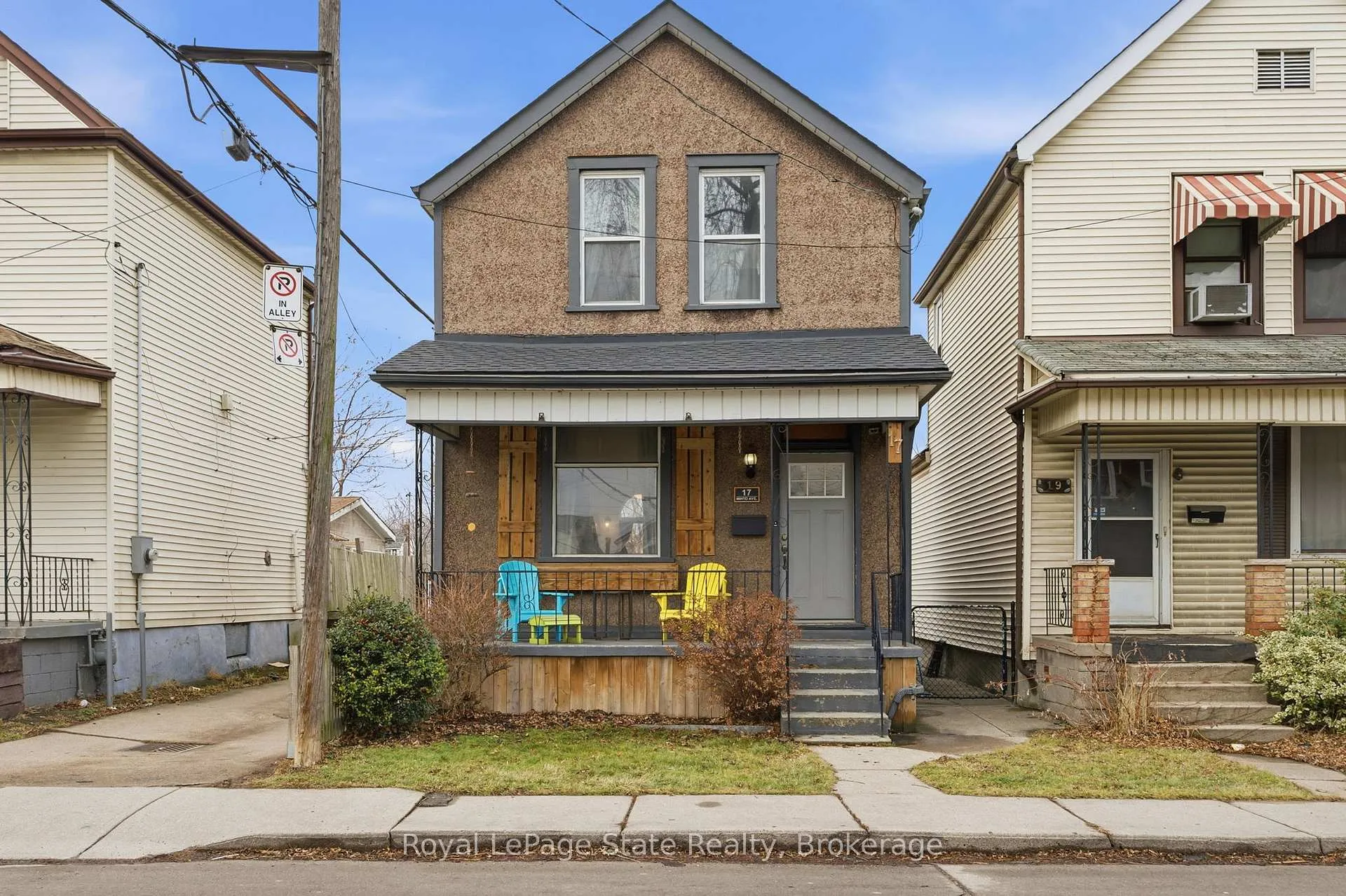 Front of 17 Minto Avenue