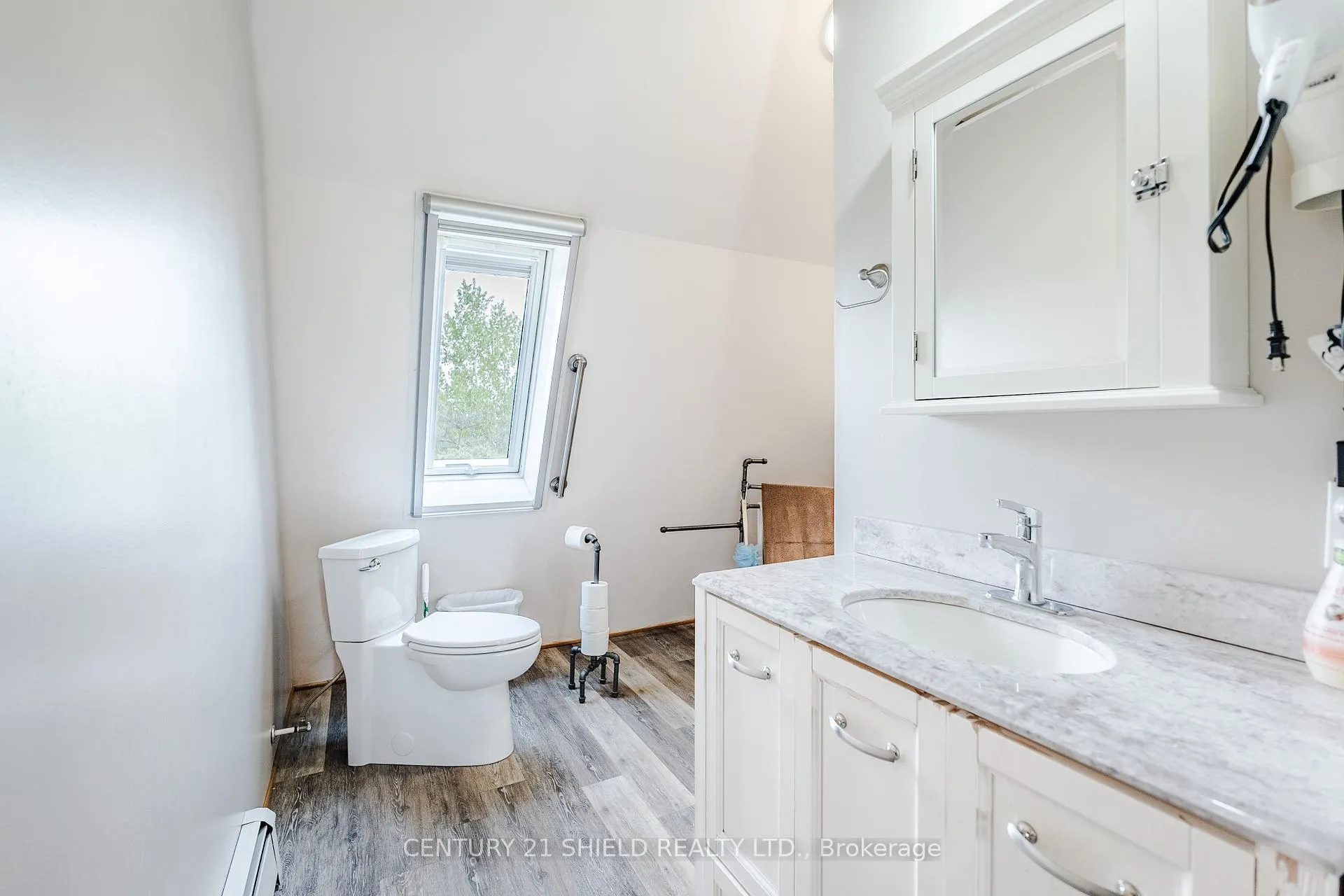Photo 18 of 4075 County Rd 15, South Stormont, South Stormont (Cornwall) Twp — HOMEH