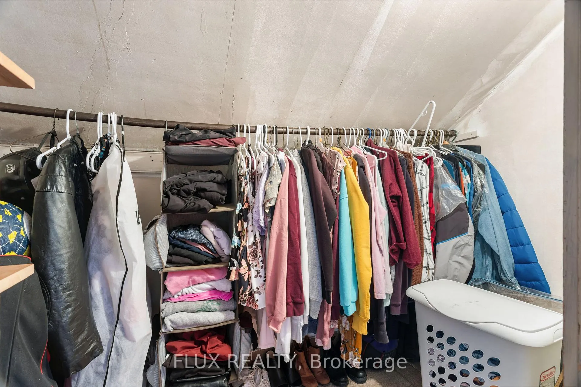 Photo 24 of 21 Brant Street, Stratford — HOMEH