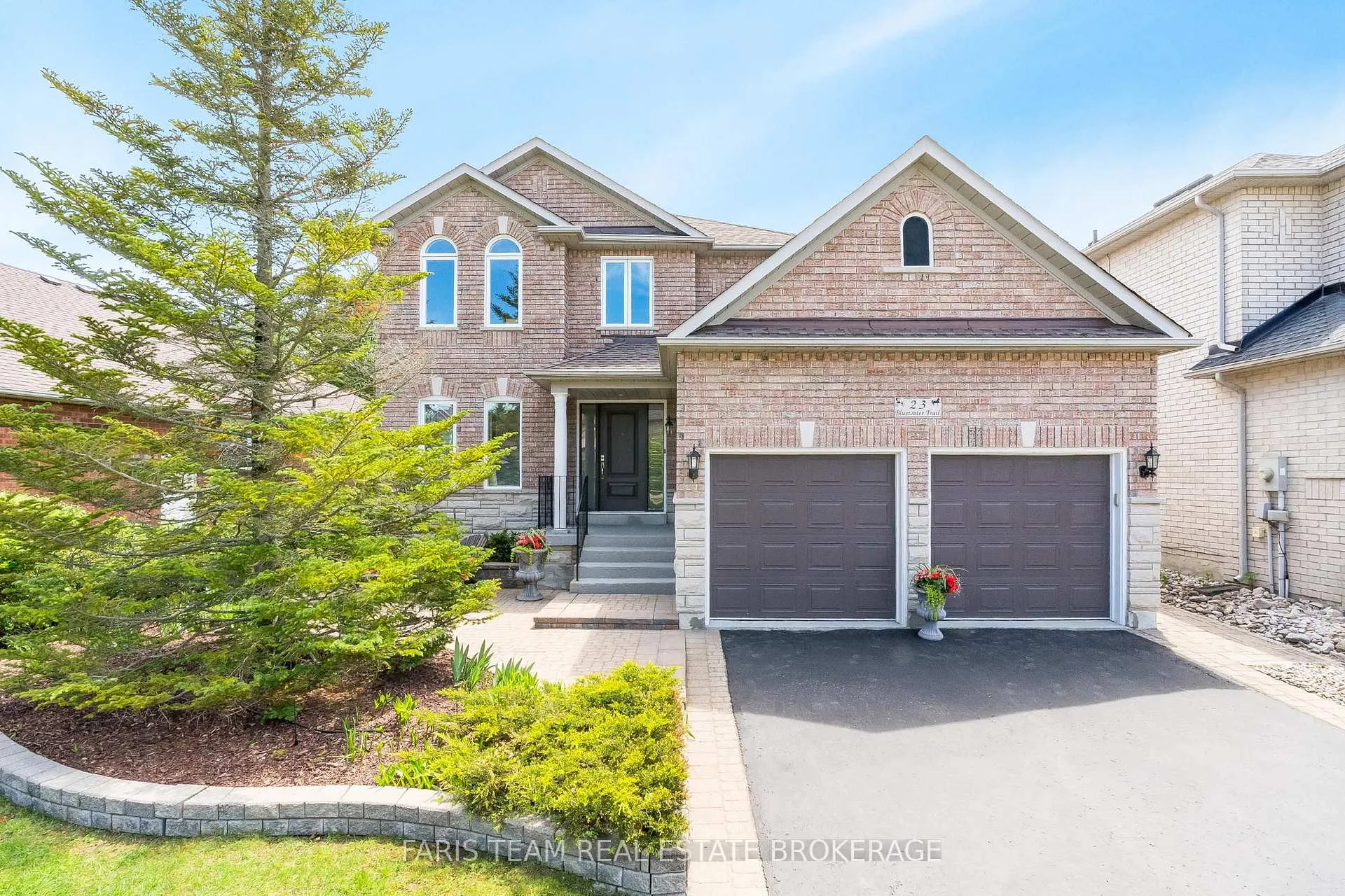Photo 2 of 23 Bluewater Trail, Barrie, Bayshore — HOMEH