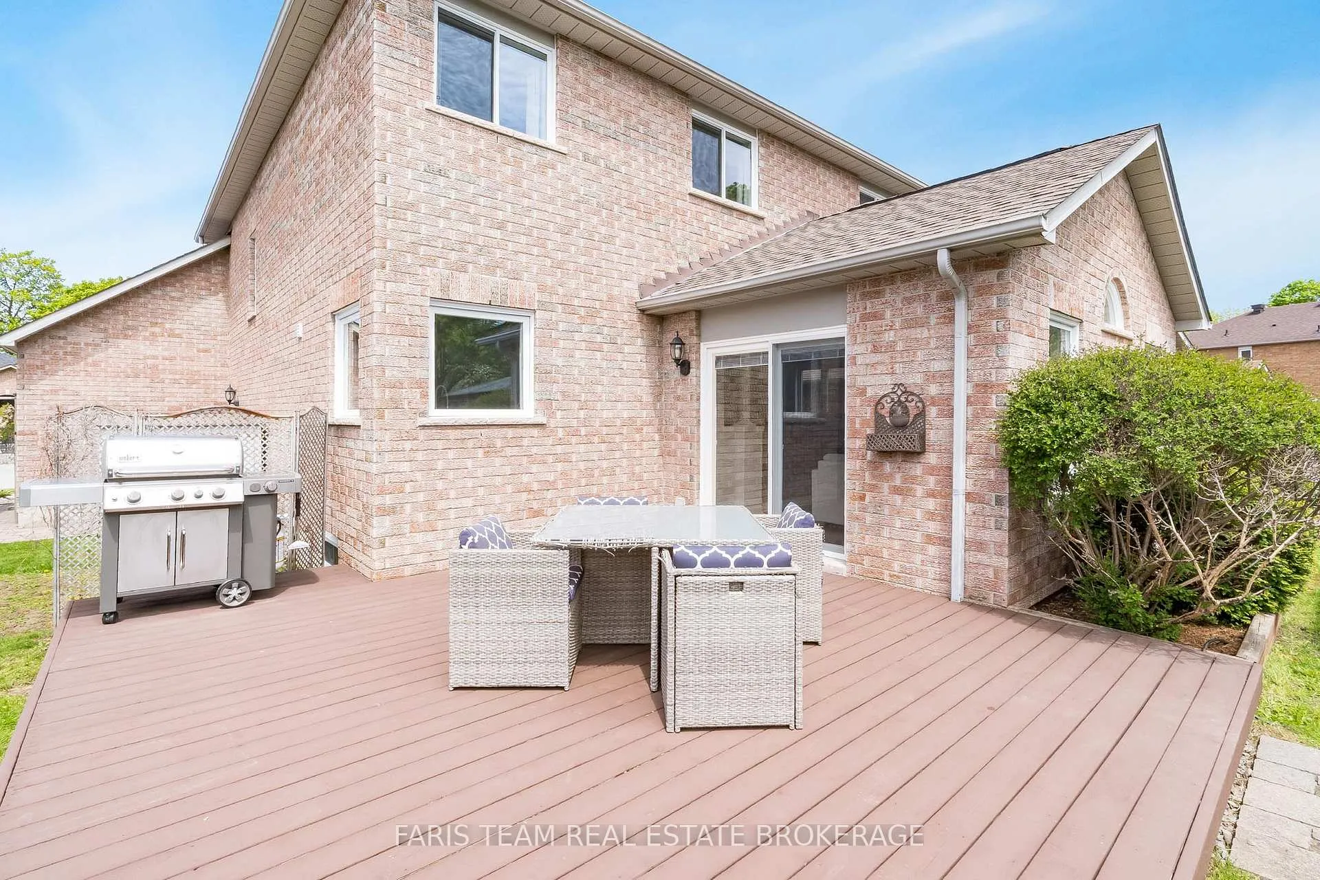 Photo 38 of 23 Bluewater Trail, Barrie, Bayshore — HOMEH