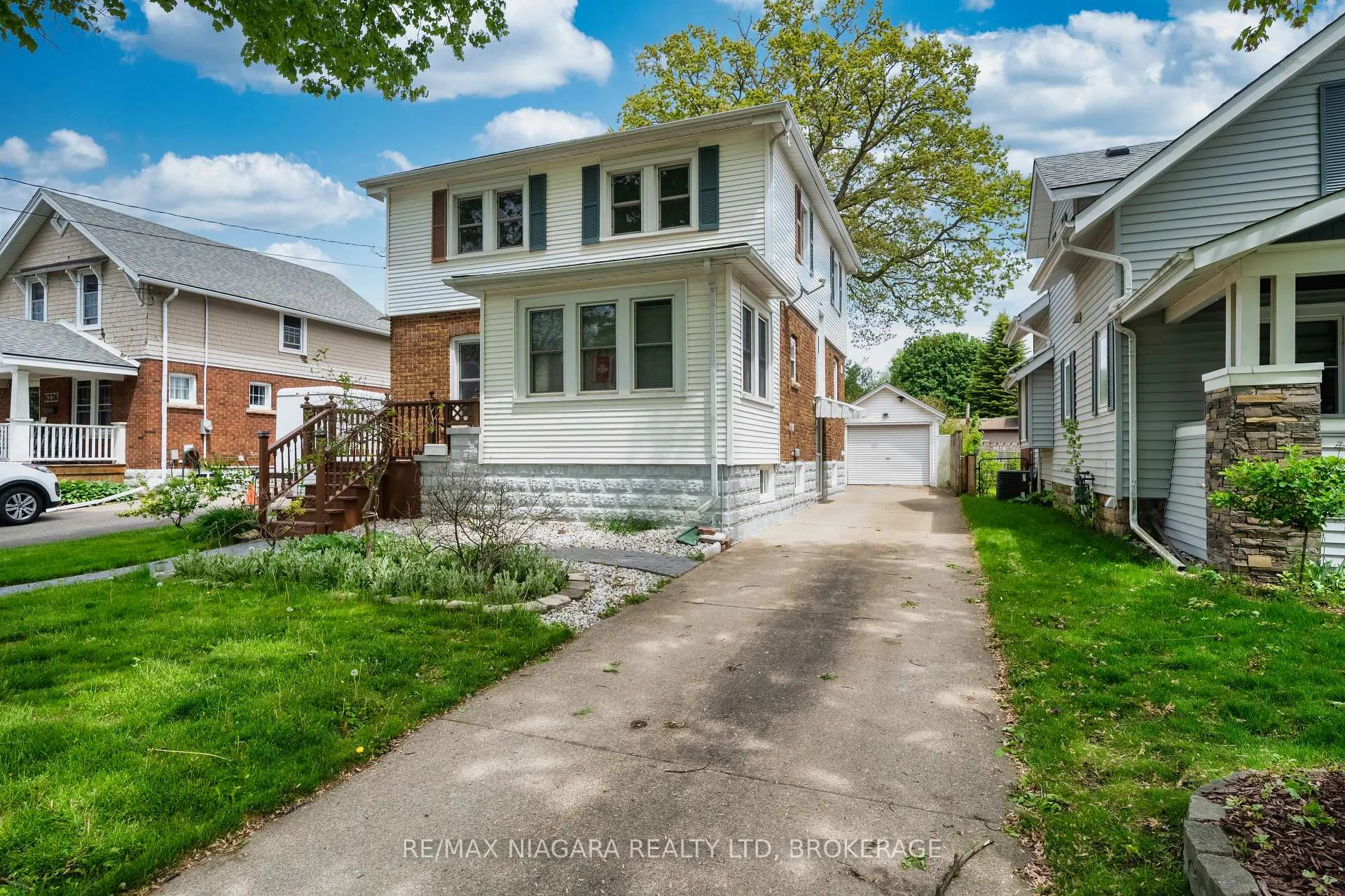 Photo 2 of 6238 Pine Grove Avenue, Niagara Falls, Dorchester — HOMEH
