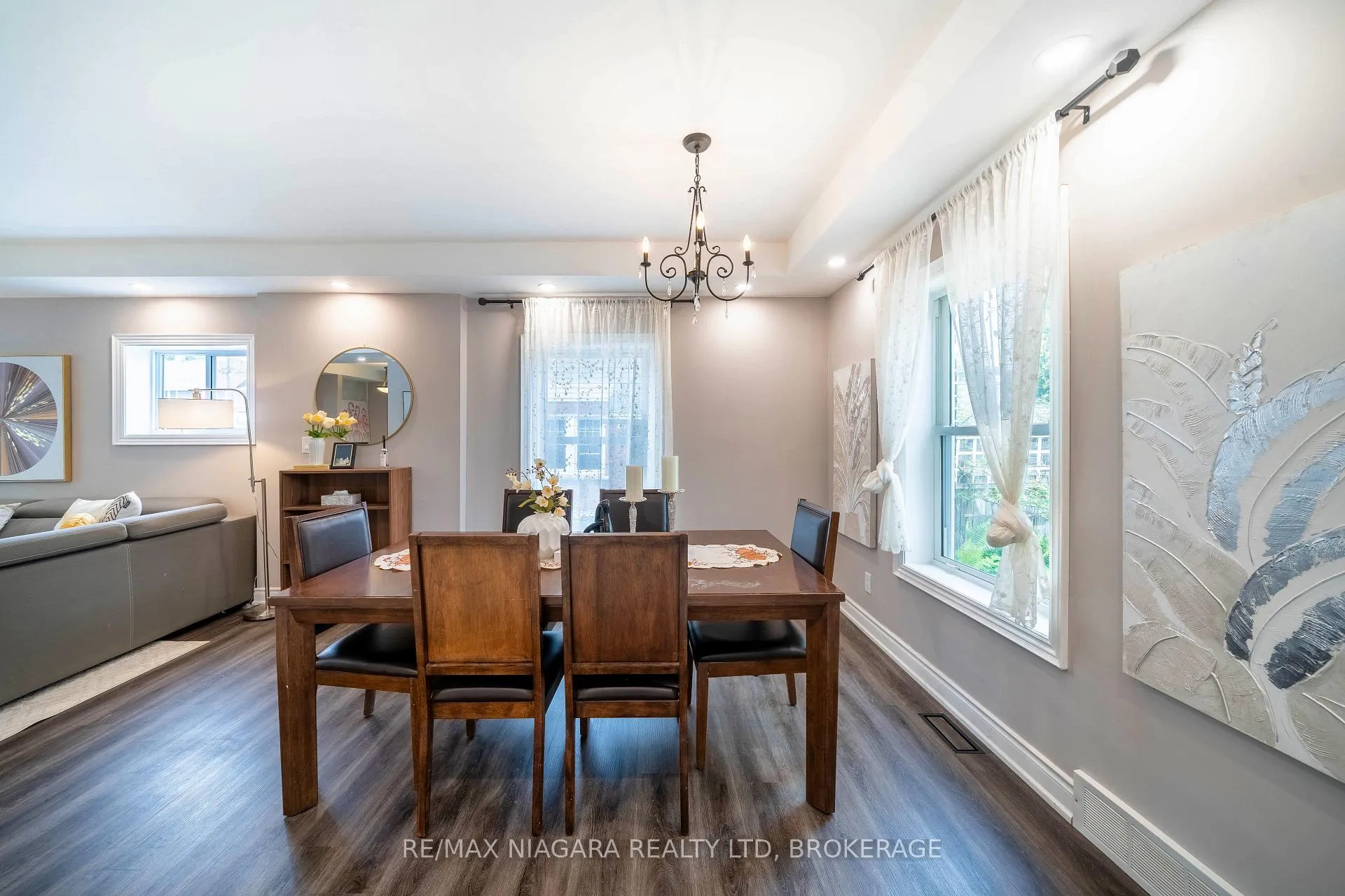 Photo 16 of 6238 Pine Grove Avenue, Niagara Falls, Dorchester — HOMEH