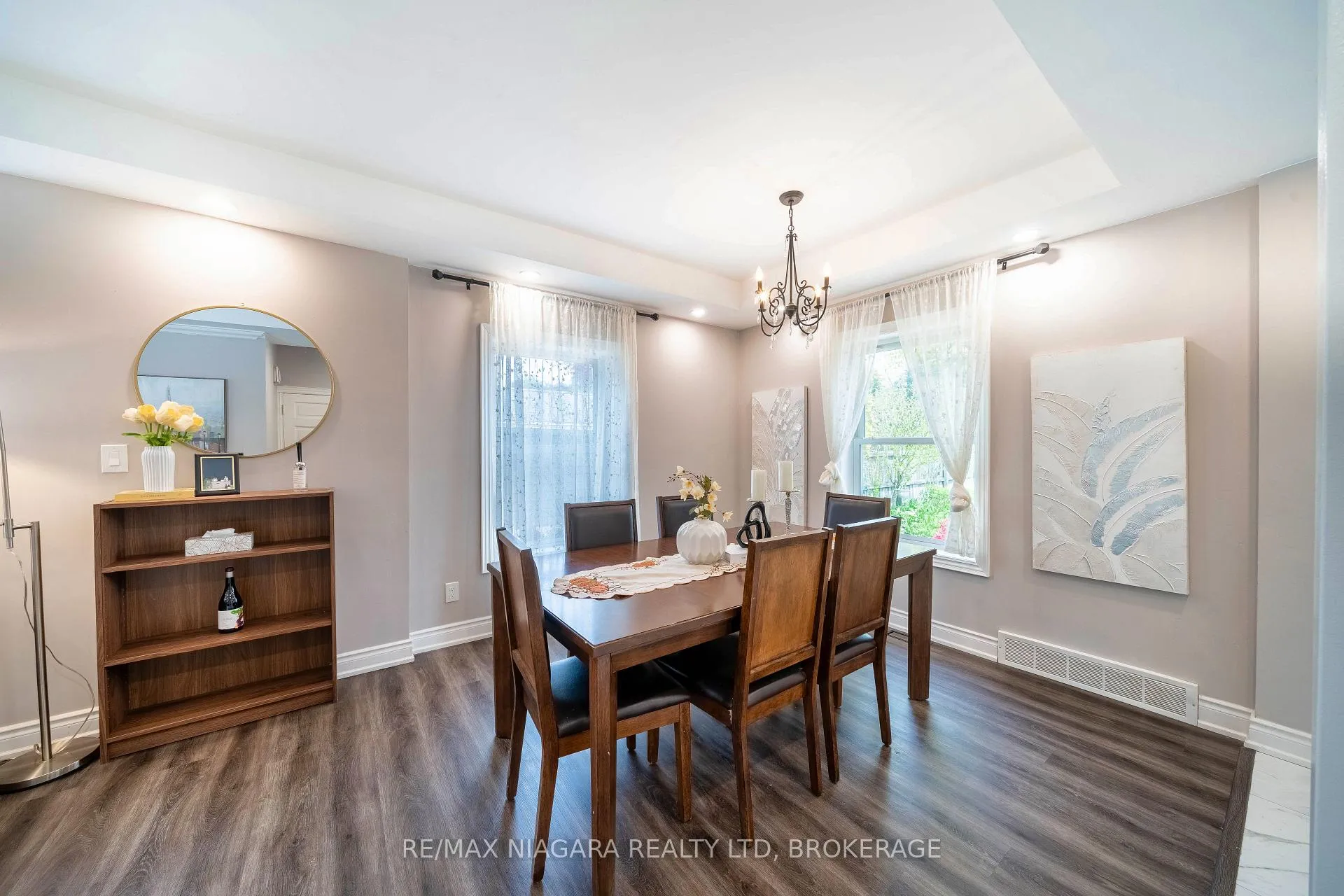 Photo 17 of 6238 Pine Grove Avenue, Niagara Falls, Dorchester — HOMEH