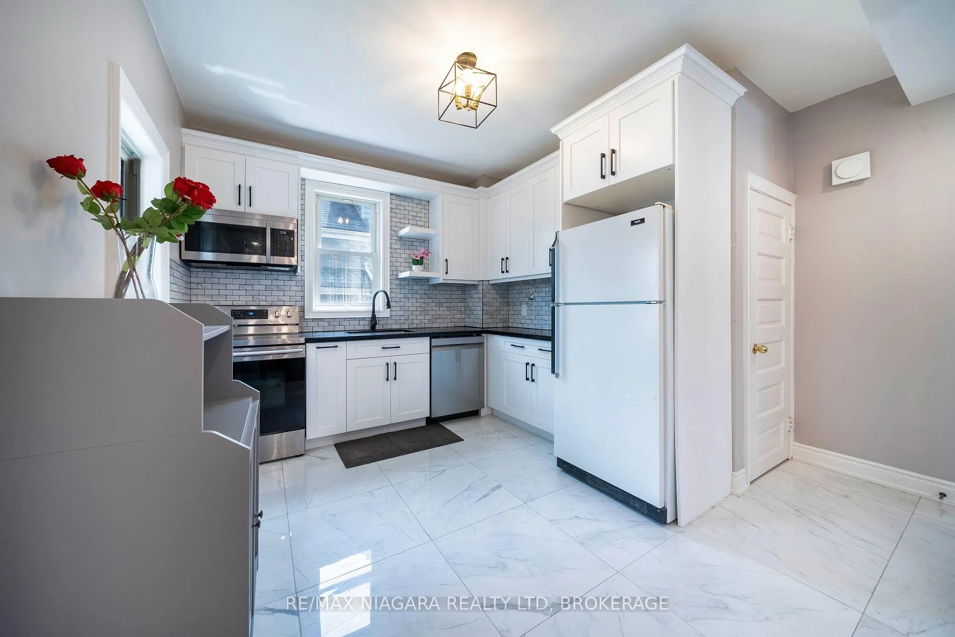 Photo 22 of 6238 Pine Grove Avenue, Niagara Falls, Dorchester — HOMEH