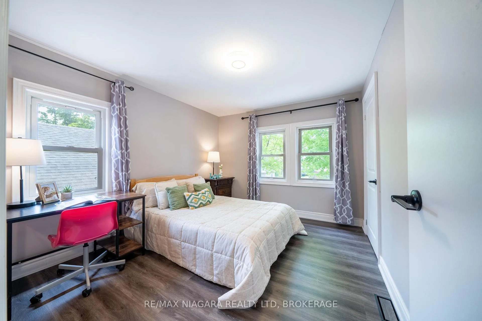 Photo 24 of 6238 Pine Grove Avenue, Niagara Falls, Dorchester — HOMEH