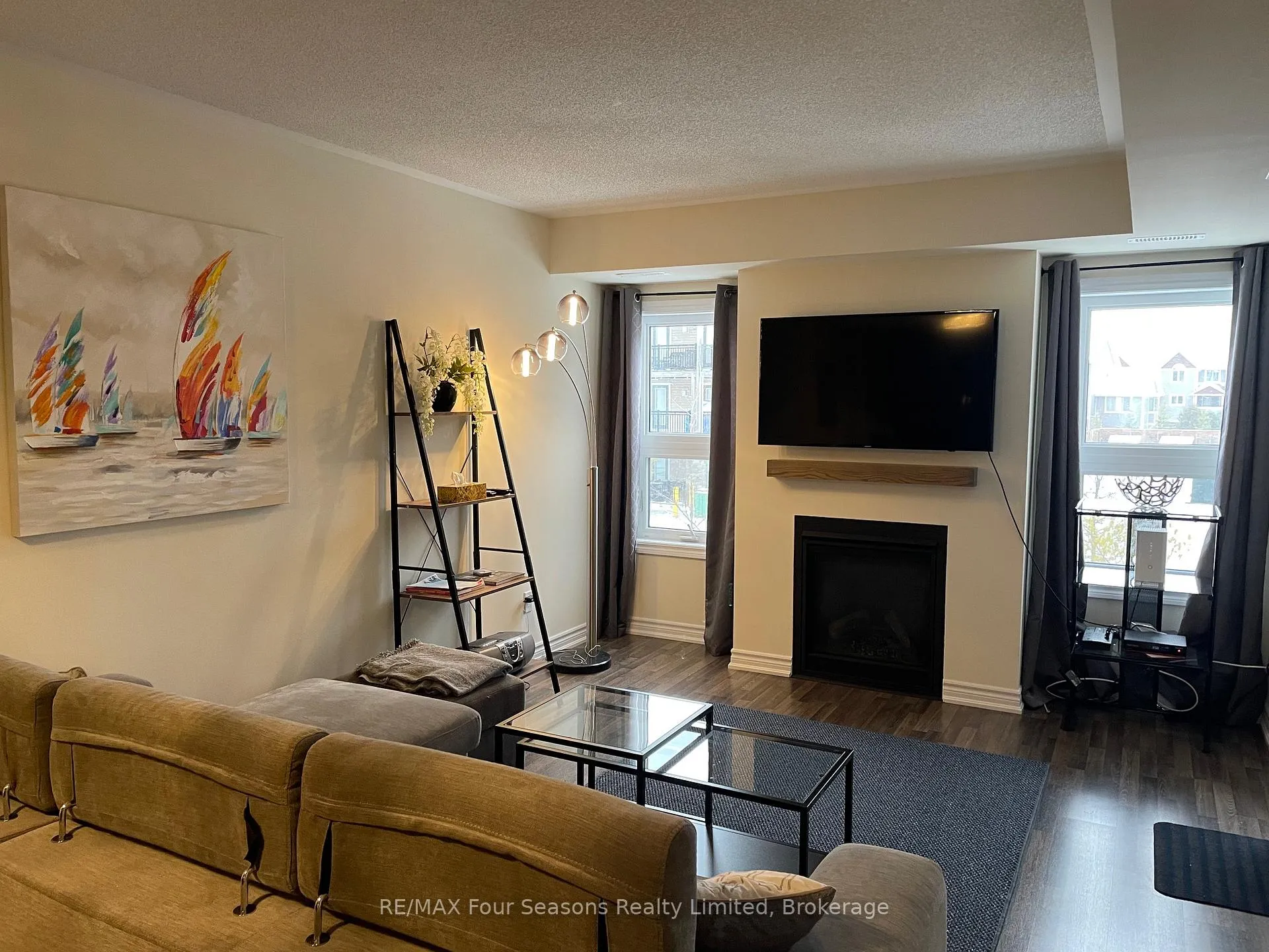 Photo 4 of Unit 207, 5 Anchorage Crescent, Collingwood — HOMEH