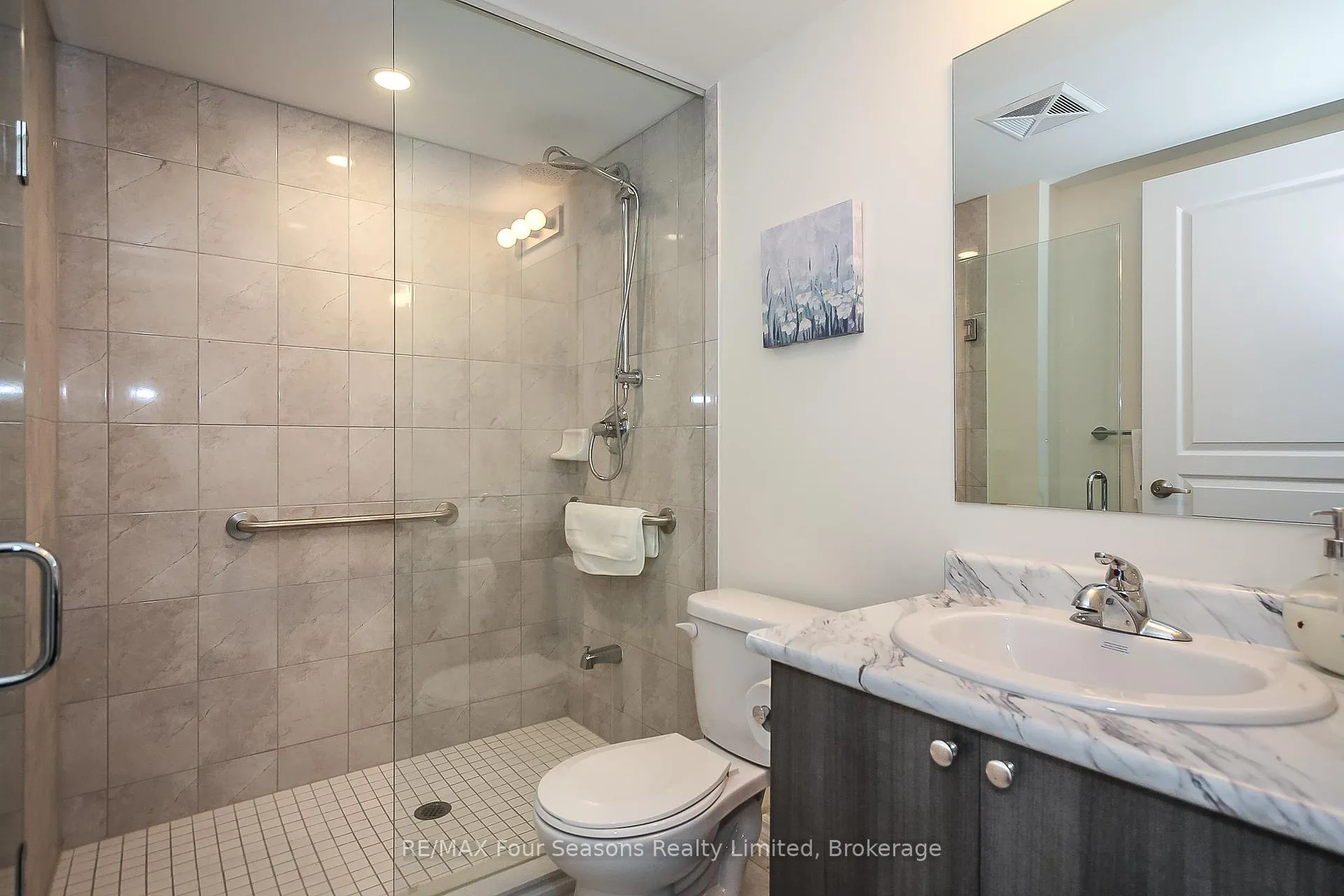 Photo 14 of Unit 207, 5 Anchorage Crescent, Collingwood — HOMEH