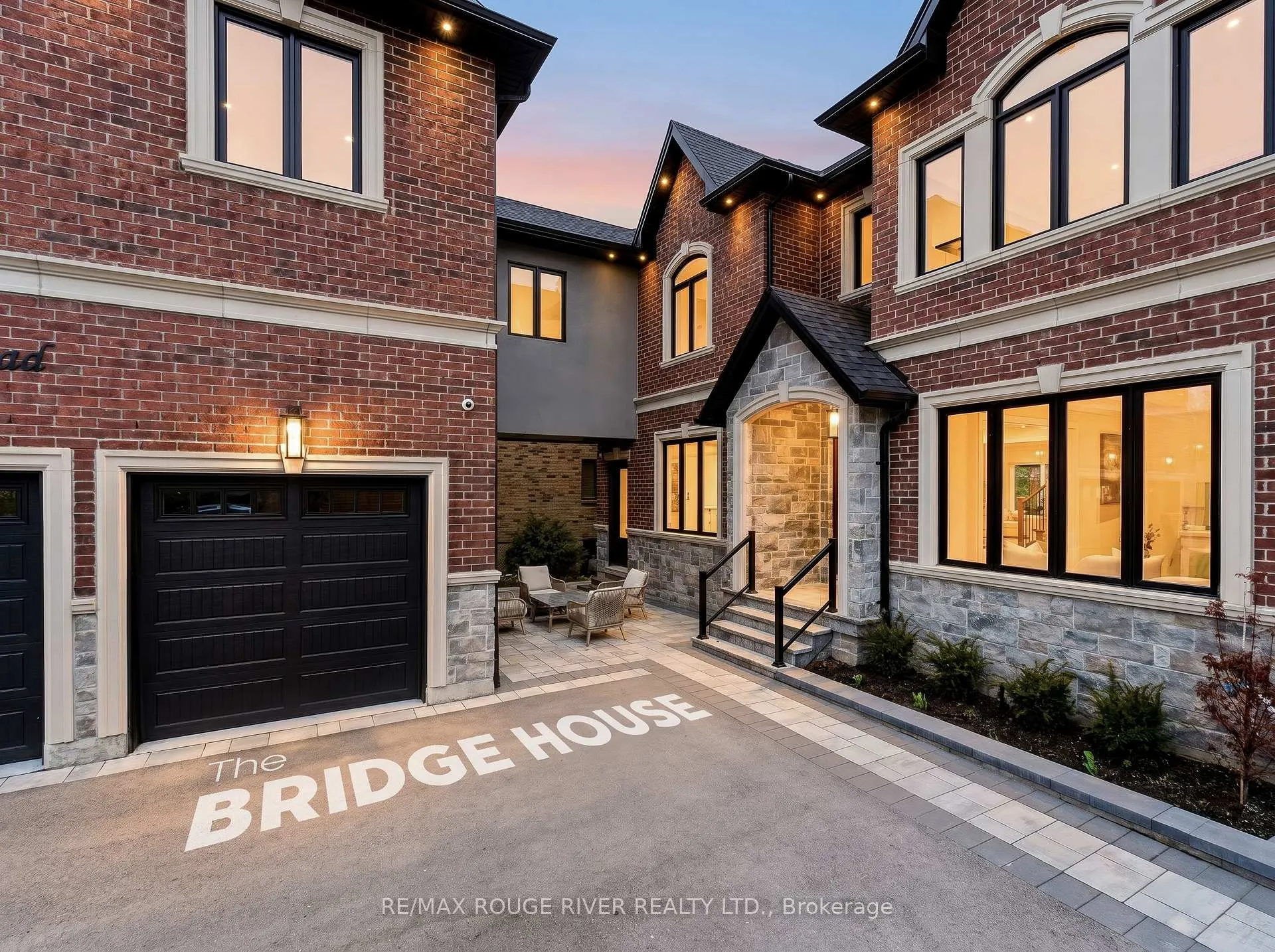 Photo 5 of 1411 Old Forest Road, Pickering, Woodlands — HOMEH