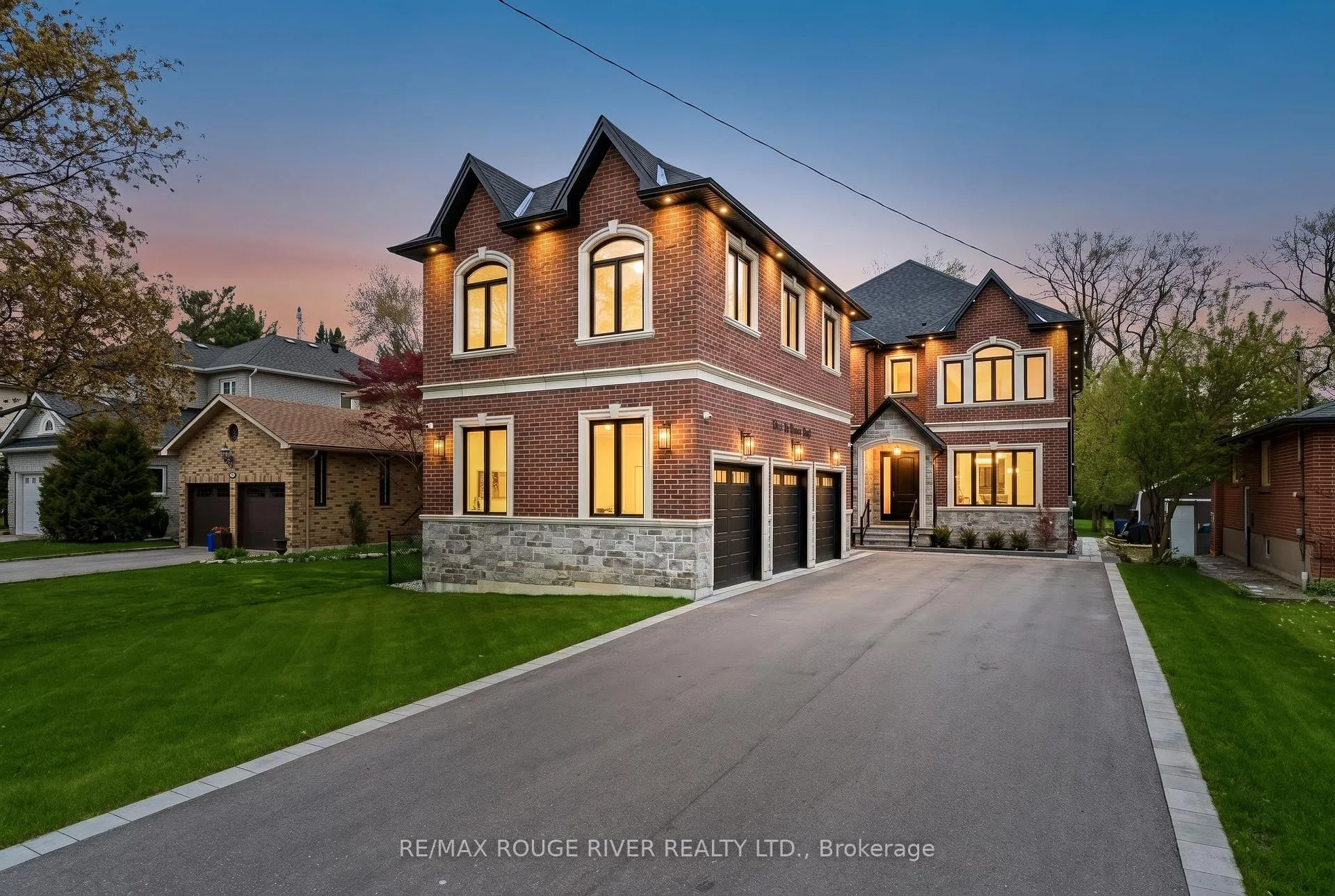 Photo 1 of 1411 Old Forest Road, Pickering, Woodlands — HOMEH