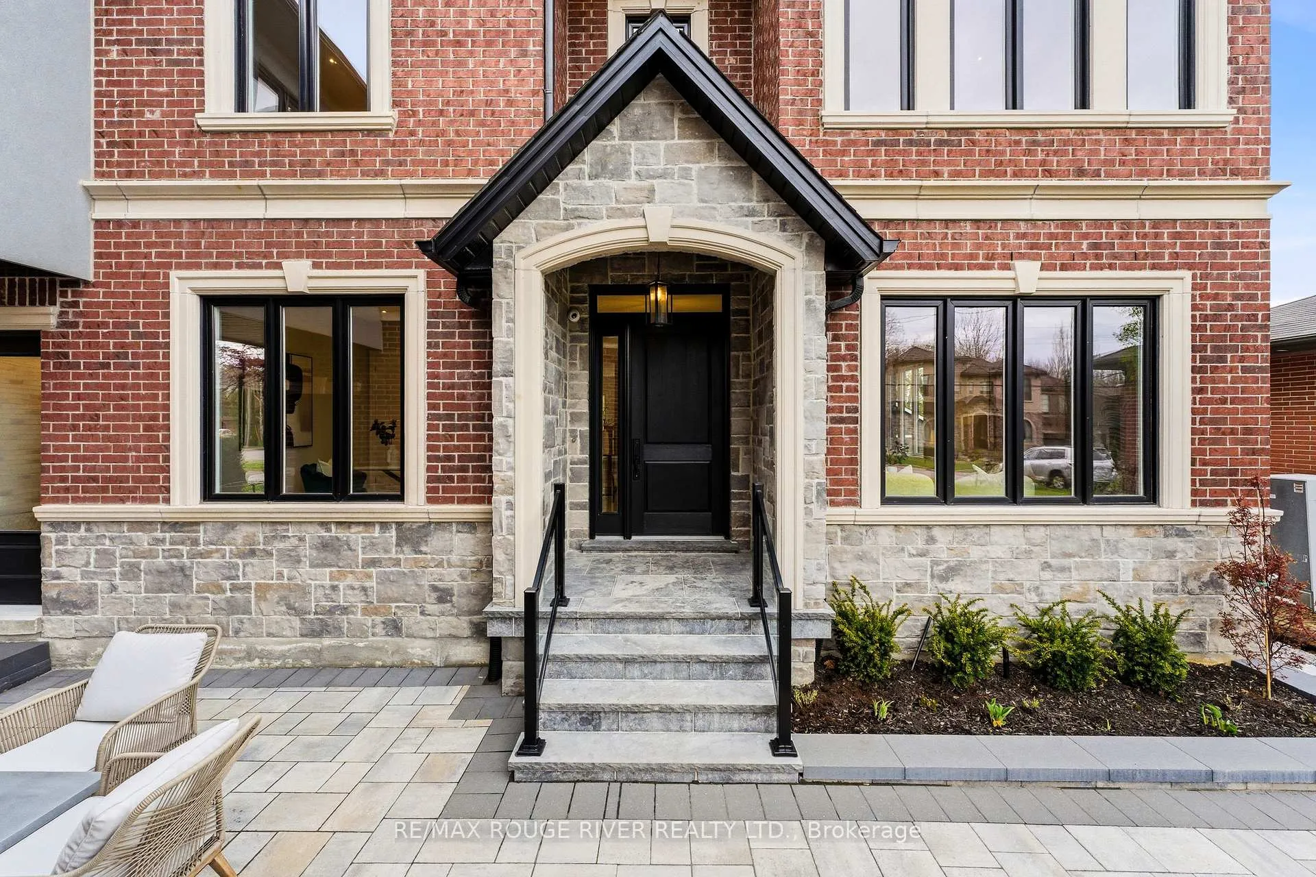 Photo 6 of 1411 Old Forest Road, Pickering, Woodlands — HOMEH