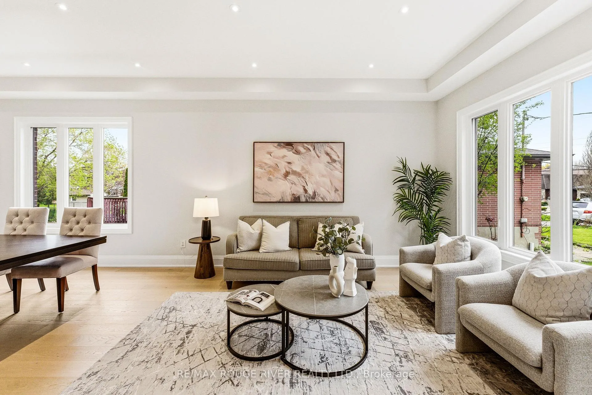 Photo 9 of 1411 Old Forest Road, Pickering, Woodlands — HOMEH
