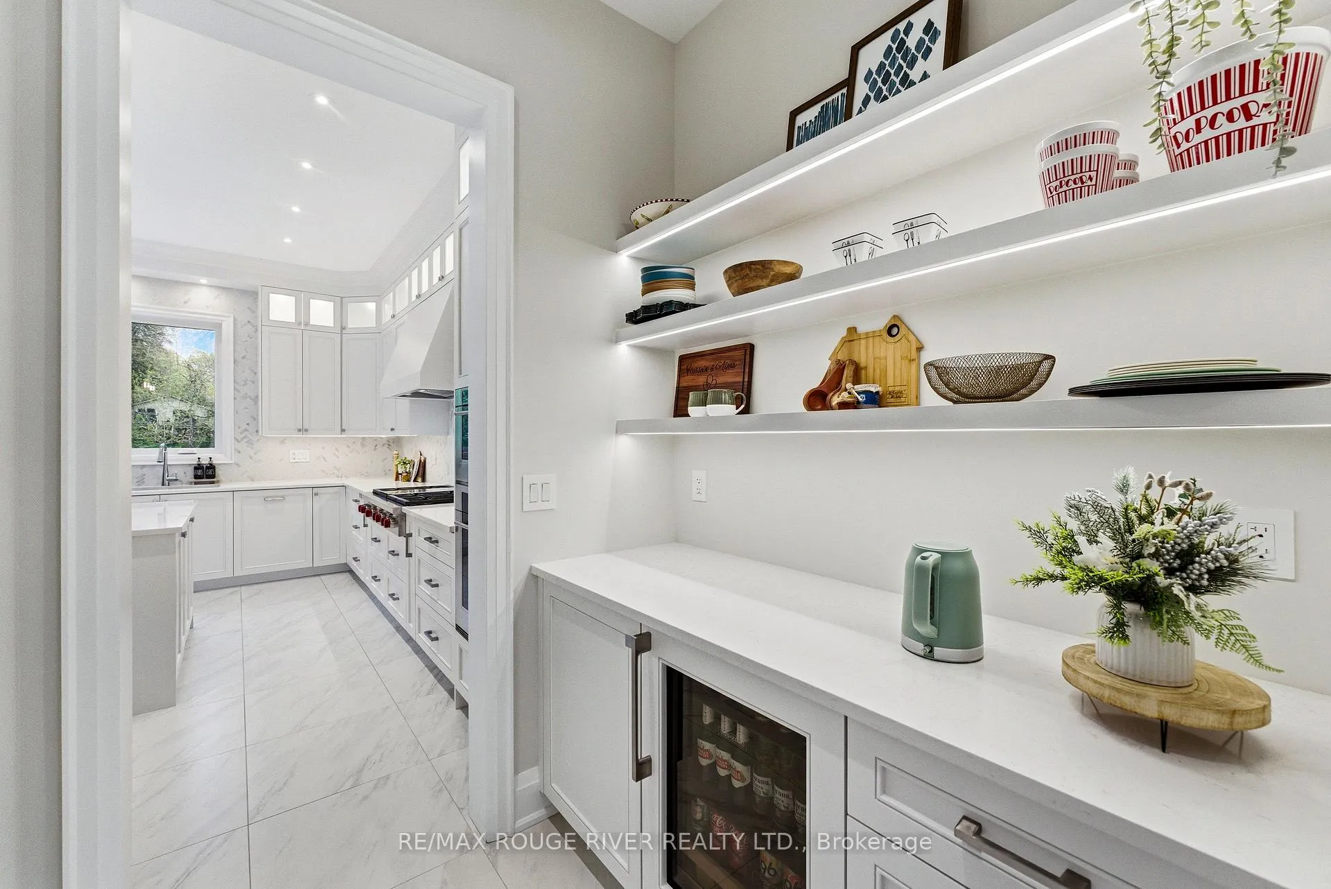 Photo 22 of 1411 Old Forest Road, Pickering, Woodlands — HOMEH
