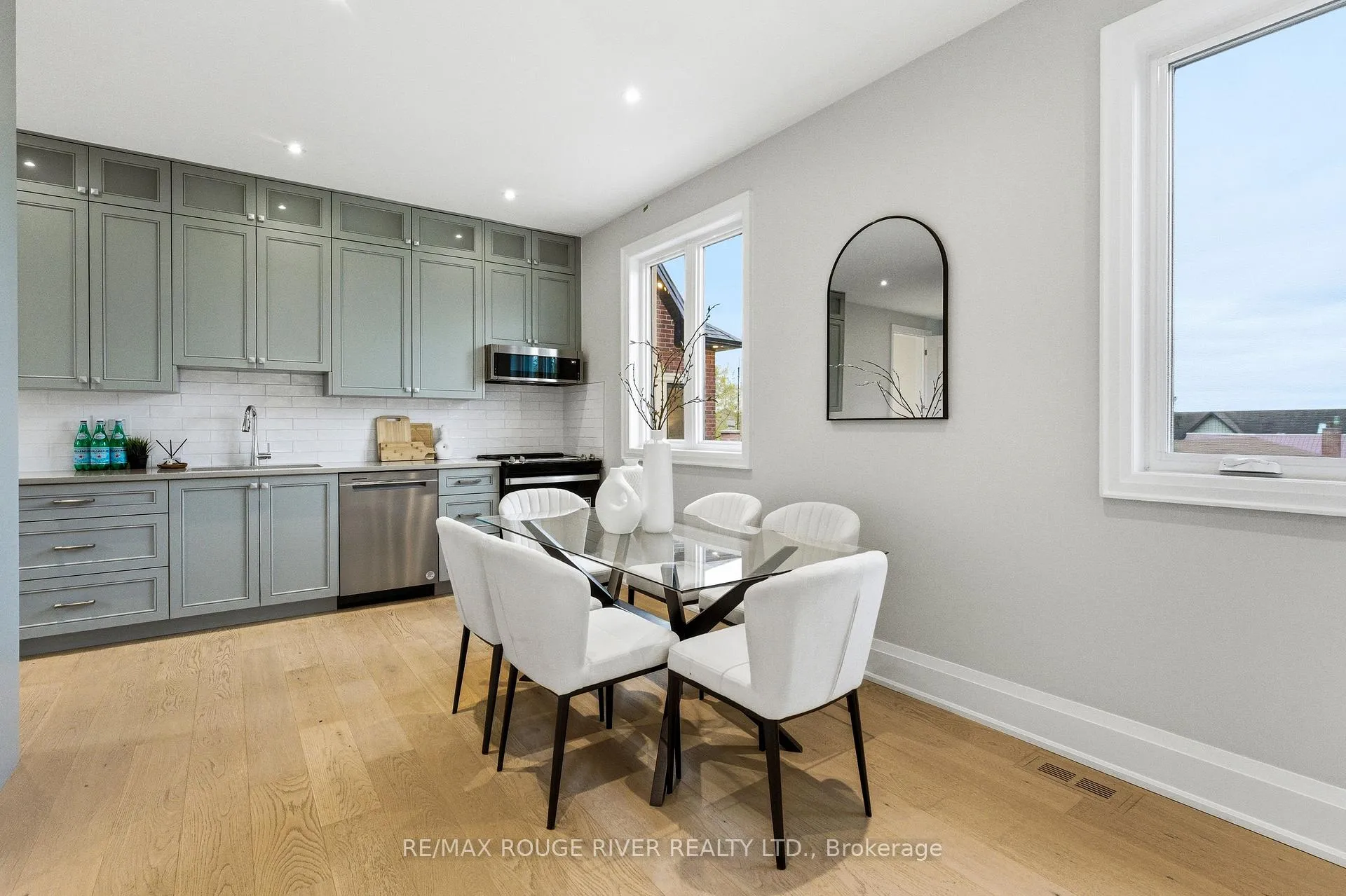 Photo 39 of 1411 Old Forest Road, Pickering, Woodlands — HOMEH