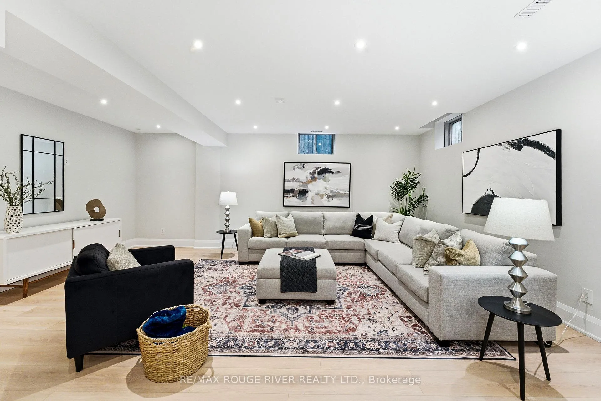 Photo 44 of 1411 Old Forest Road, Pickering, Woodlands — HOMEH