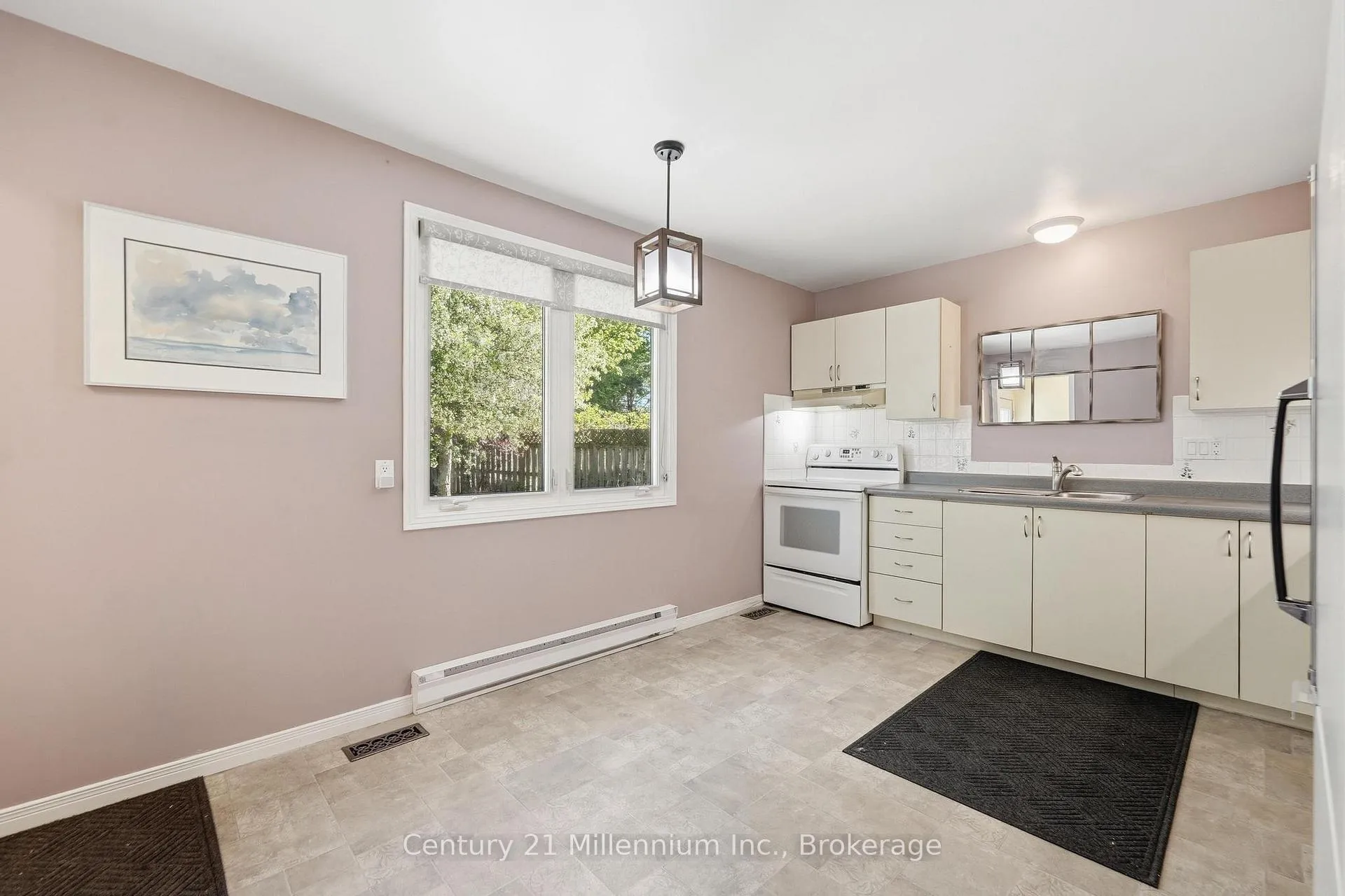 Photo 10 of 553 Scott Street, Kincardine — HOMEH