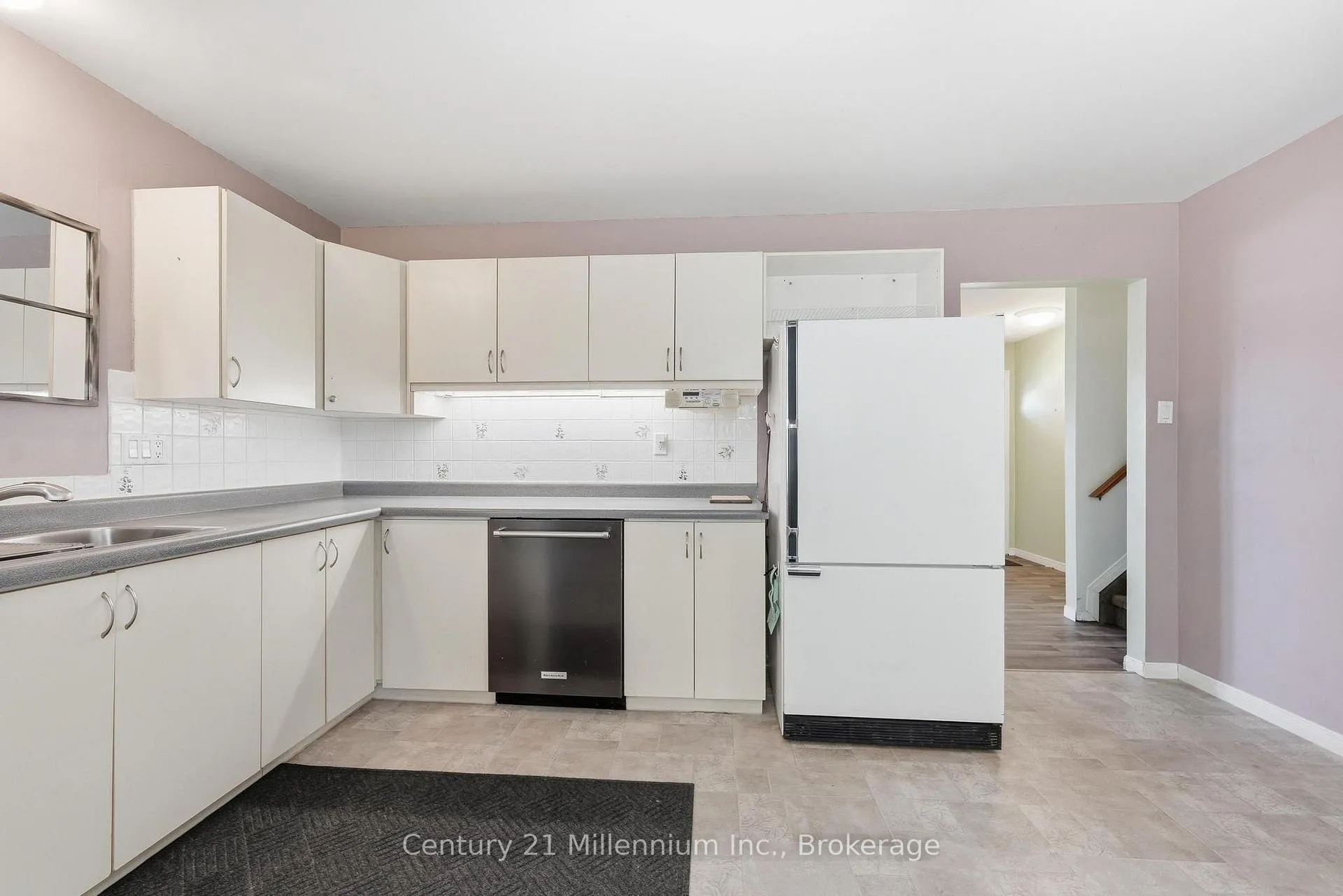 Photo 11 of 553 Scott Street, Kincardine — HOMEH