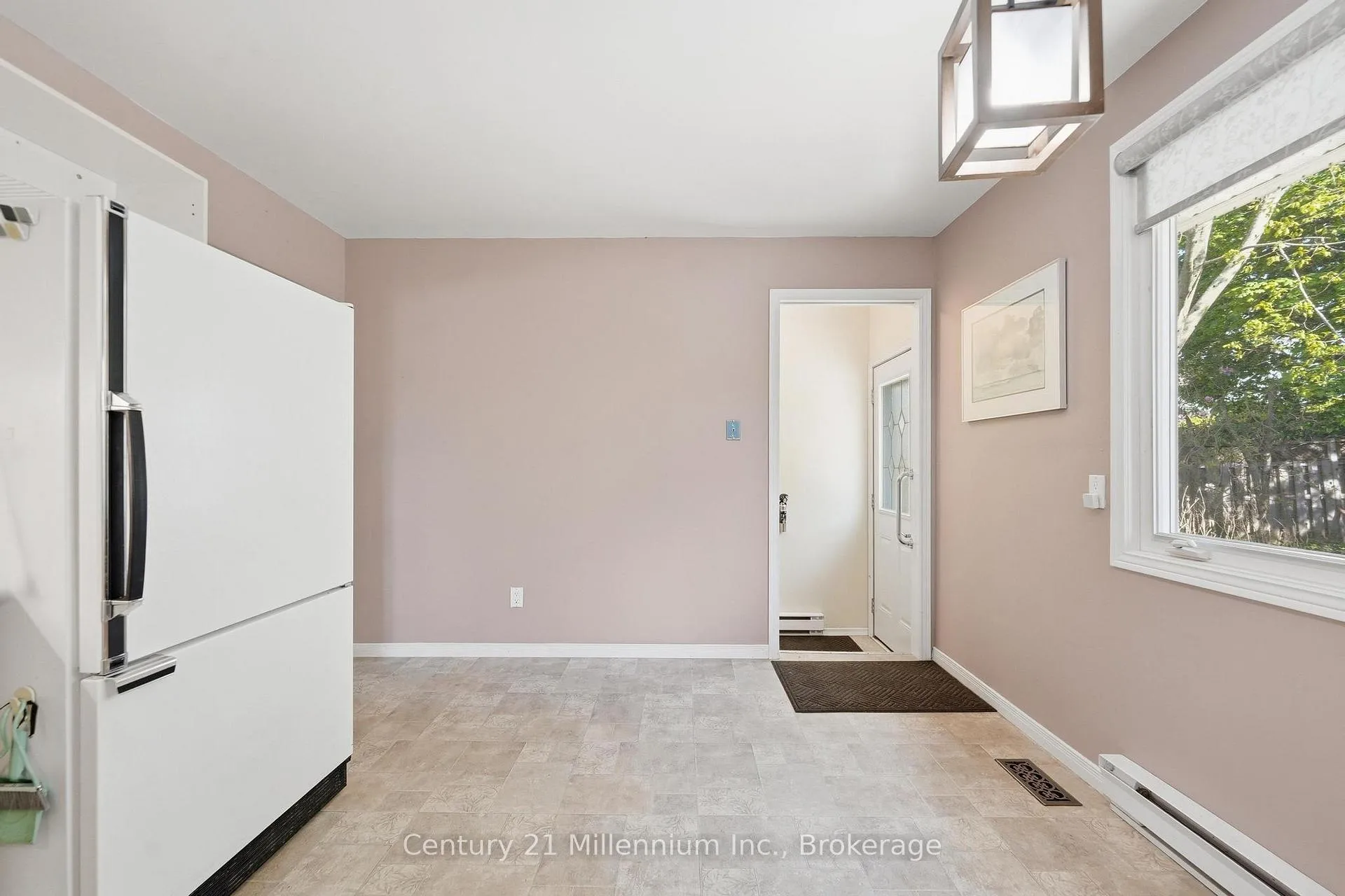 Photo 12 of 553 Scott Street, Kincardine — HOMEH