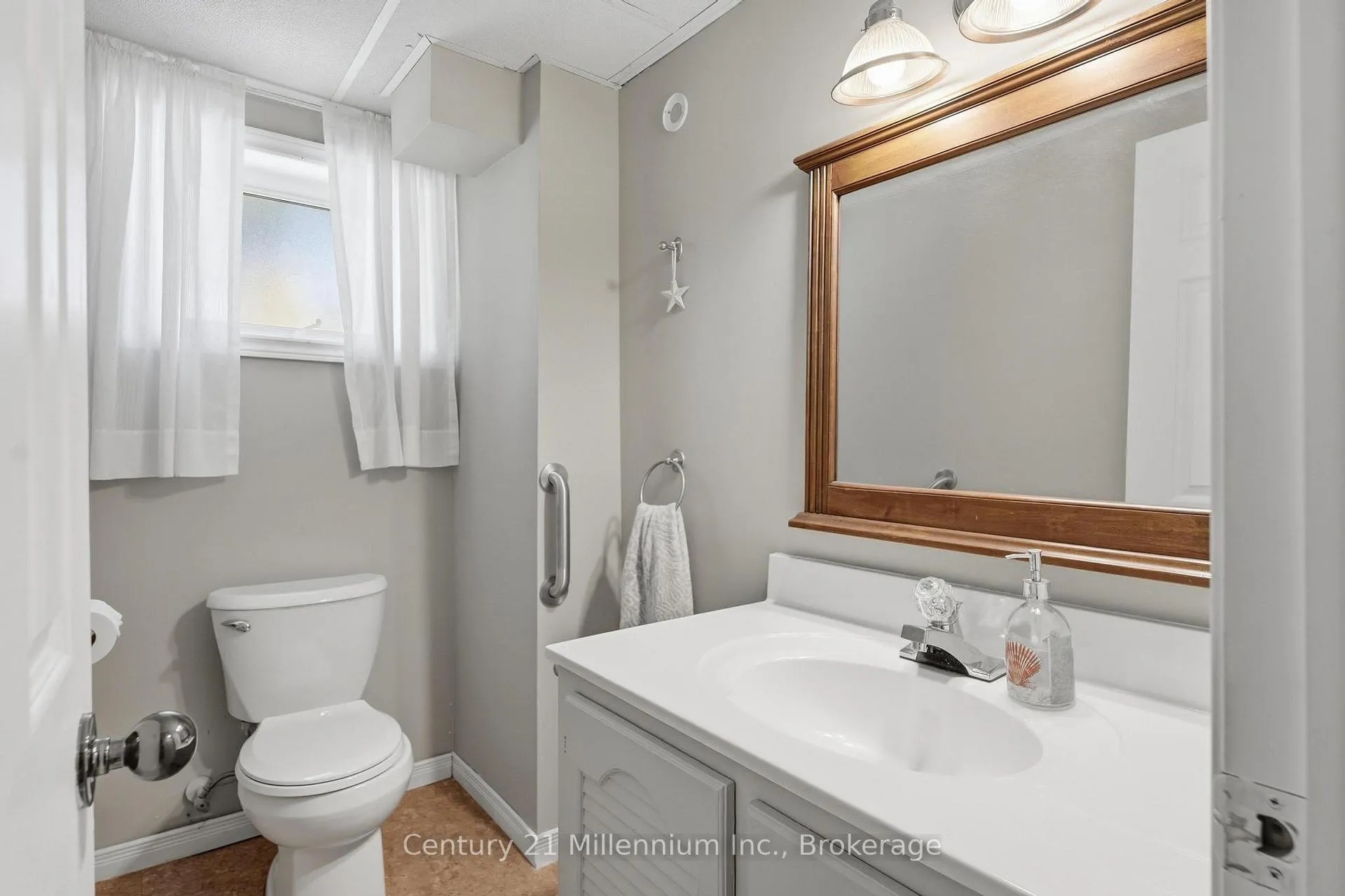 Photo 21 of 553 Scott Street, Kincardine — HOMEH
