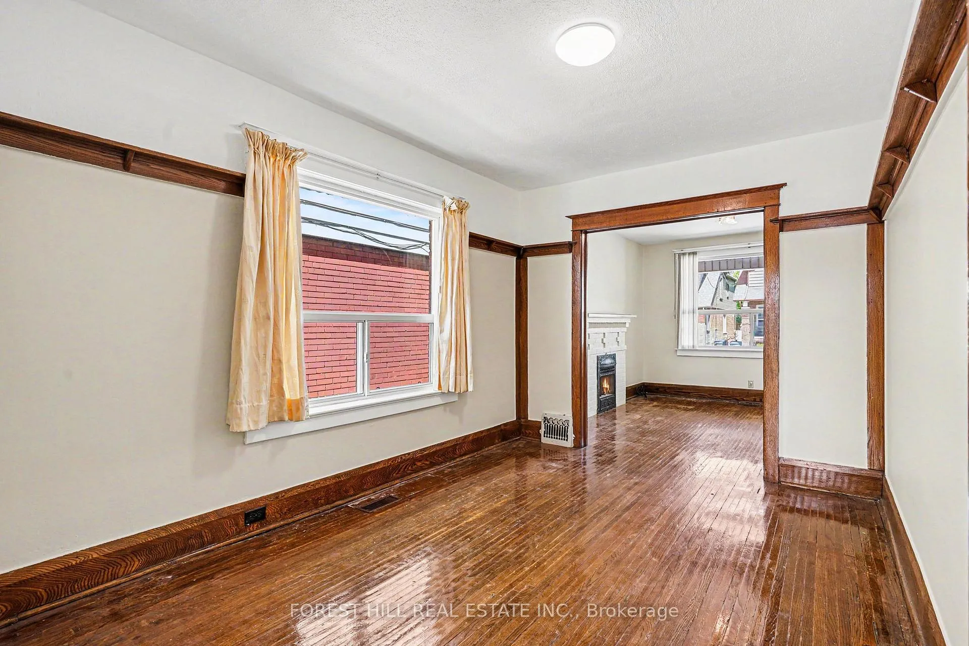 Photo 4 of 113 Milverton Boulevard, Toronto, Danforth — HOMEH