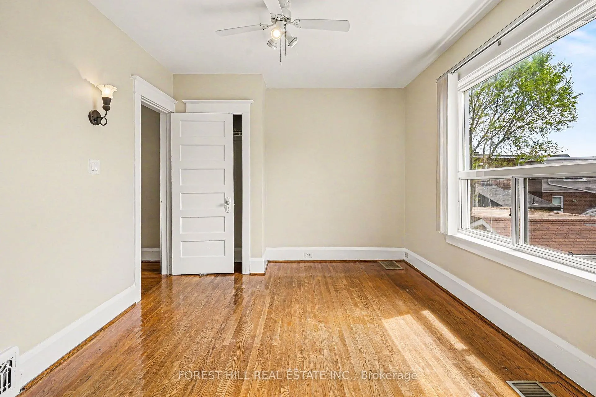 Photo 8 of 113 Milverton Boulevard, Toronto, Danforth — HOMEH