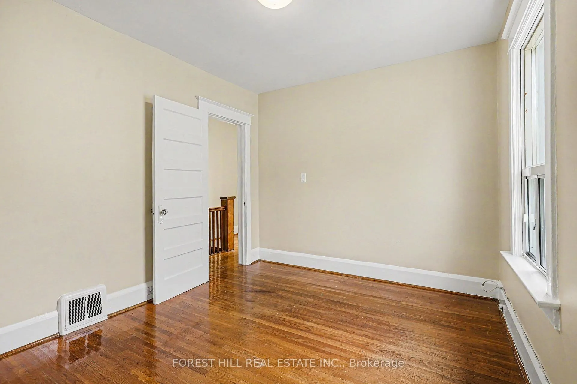 Photo 10 of 113 Milverton Boulevard, Toronto, Danforth — HOMEH