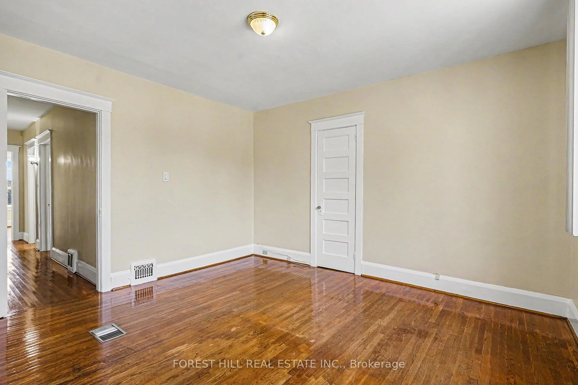 Photo 12 of 113 Milverton Boulevard, Toronto, Danforth — HOMEH