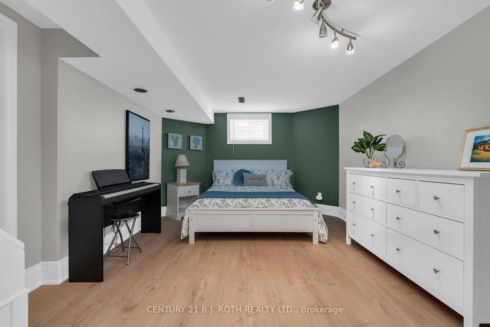 Photo 29 of 284 Sunnidale Road, Barrie, Sunnidale — HOMEH