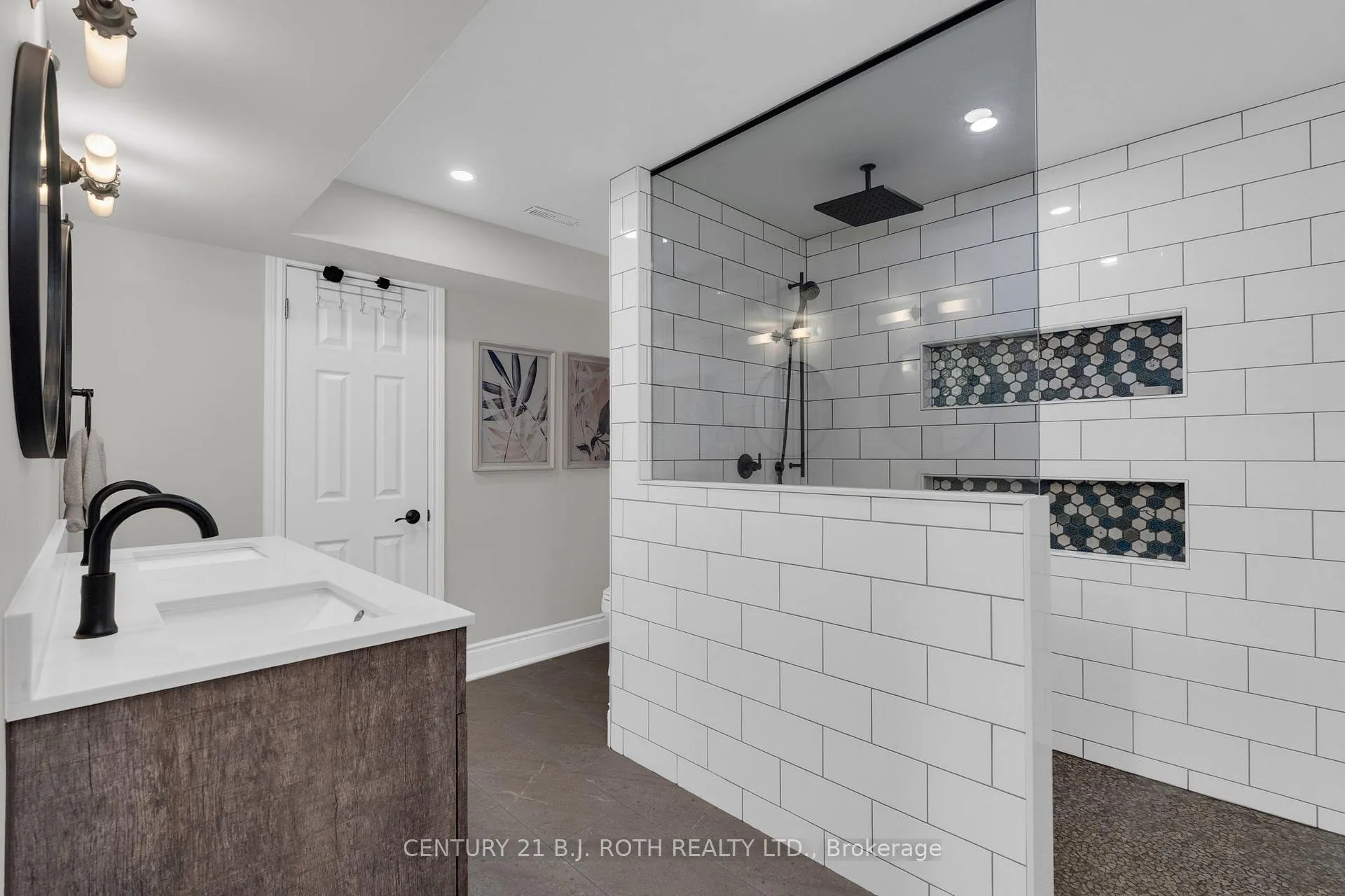 Photo 31 of 284 Sunnidale Road, Barrie, Sunnidale — HOMEH