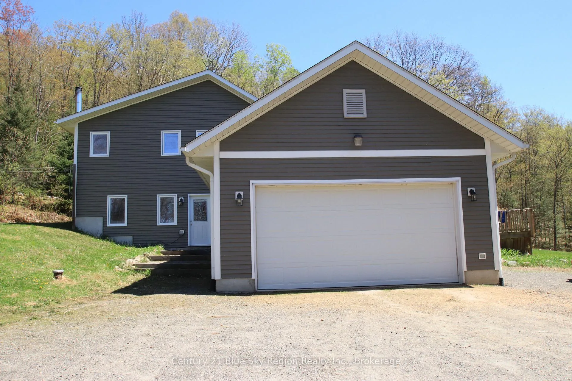 Photo 2 of 120 Forestry Road N, Powassan, Trout Creek — HOMEH
