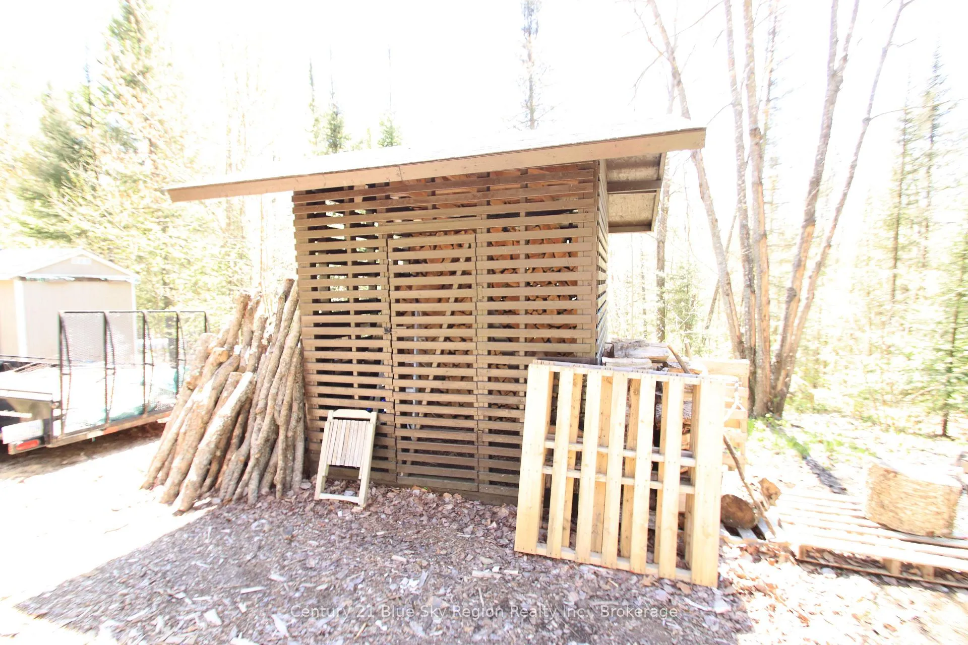 Photo 36 of 120 Forestry Road N, Powassan, Trout Creek — HOMEH