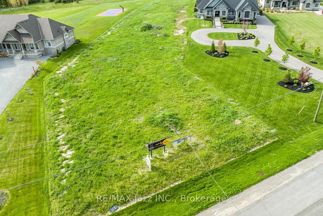 Photo 2 of 72 Ormiston Street, Clarington, Rural Clarington — HOMEH