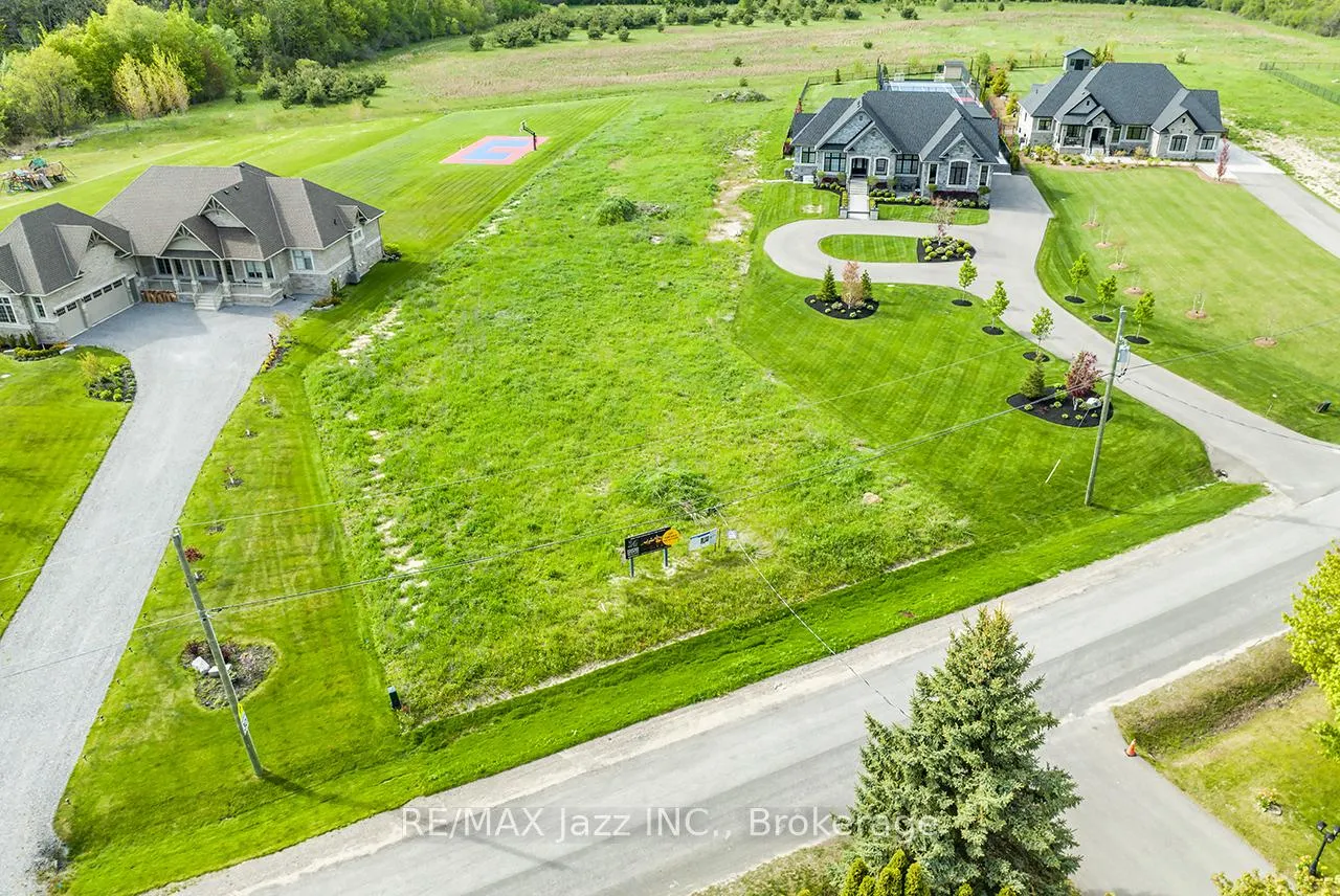 Photo 3 of 72 Ormiston Street, Clarington, Rural Clarington — HOMEH