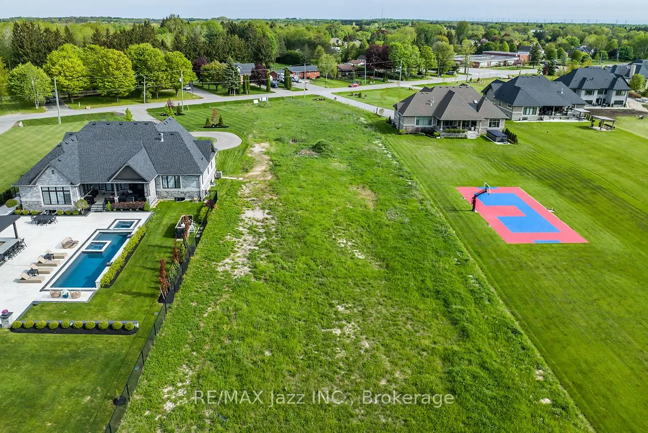 Photo 13 of 72 Ormiston Street, Clarington, Rural Clarington — HOMEH
