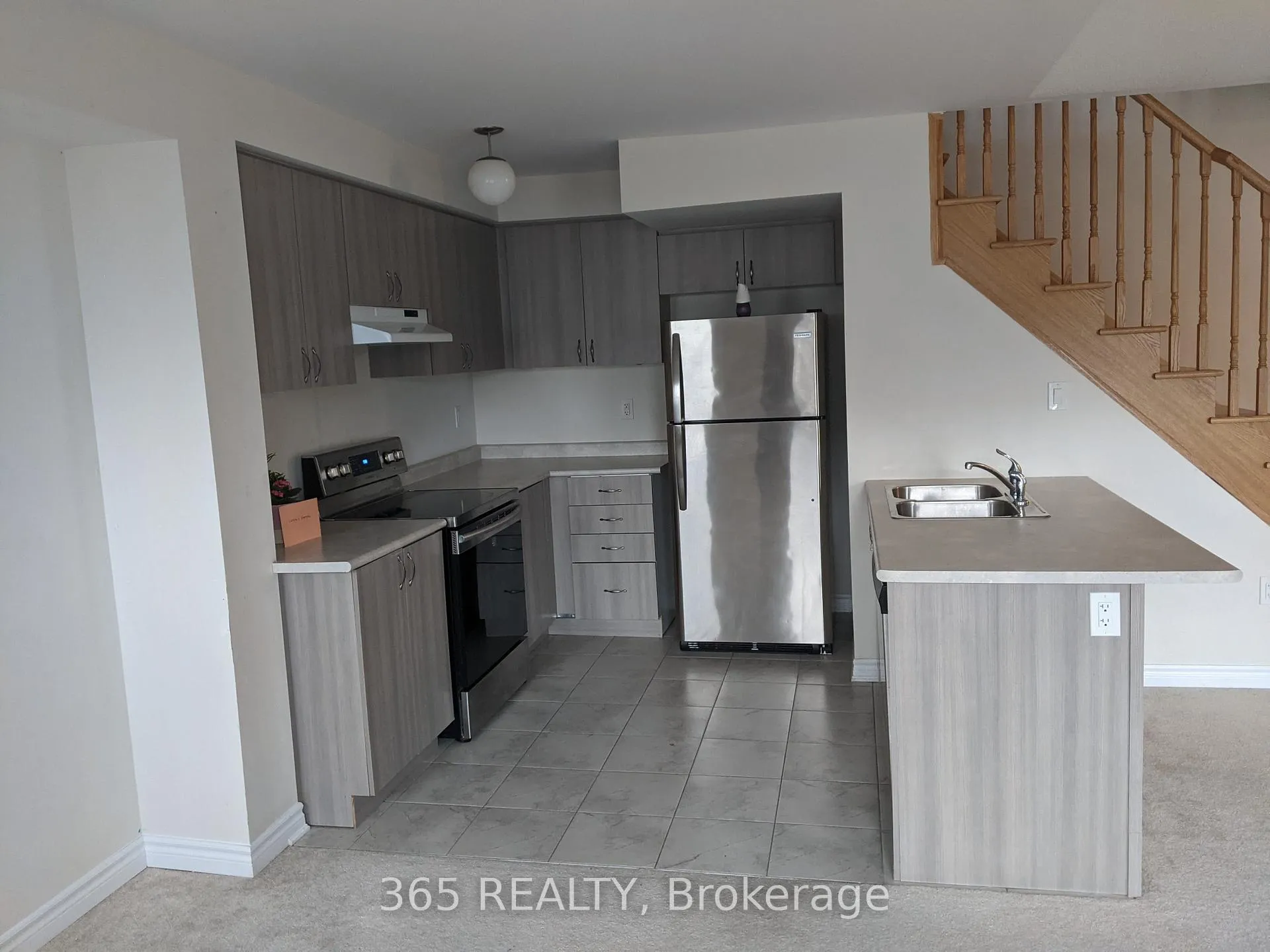 Photo 5 of Unit 194, 200 Veterans Drive, Brampton, Northwest Brampton — HOMEH