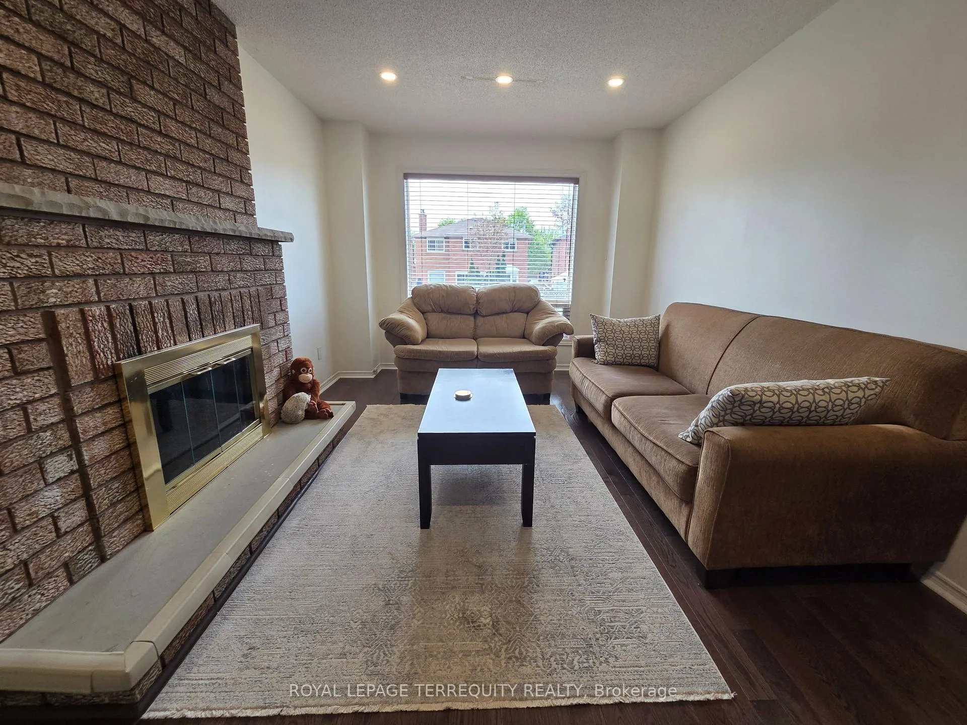 Photo 25 of 59 Foxhill Drive, Vaughan, Maple — HOMEH