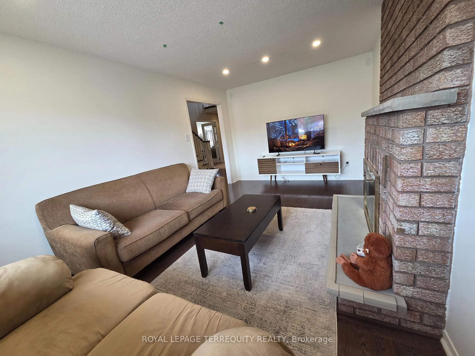 Photo 27 of 59 Foxhill Drive, Vaughan, Maple — HOMEH