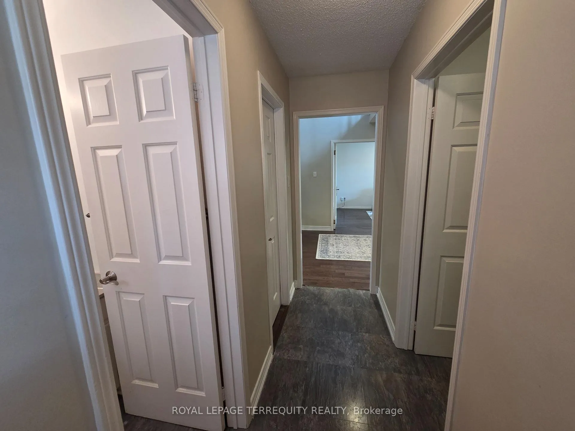 Photo 43 of 59 Foxhill Drive, Vaughan, Maple — HOMEH