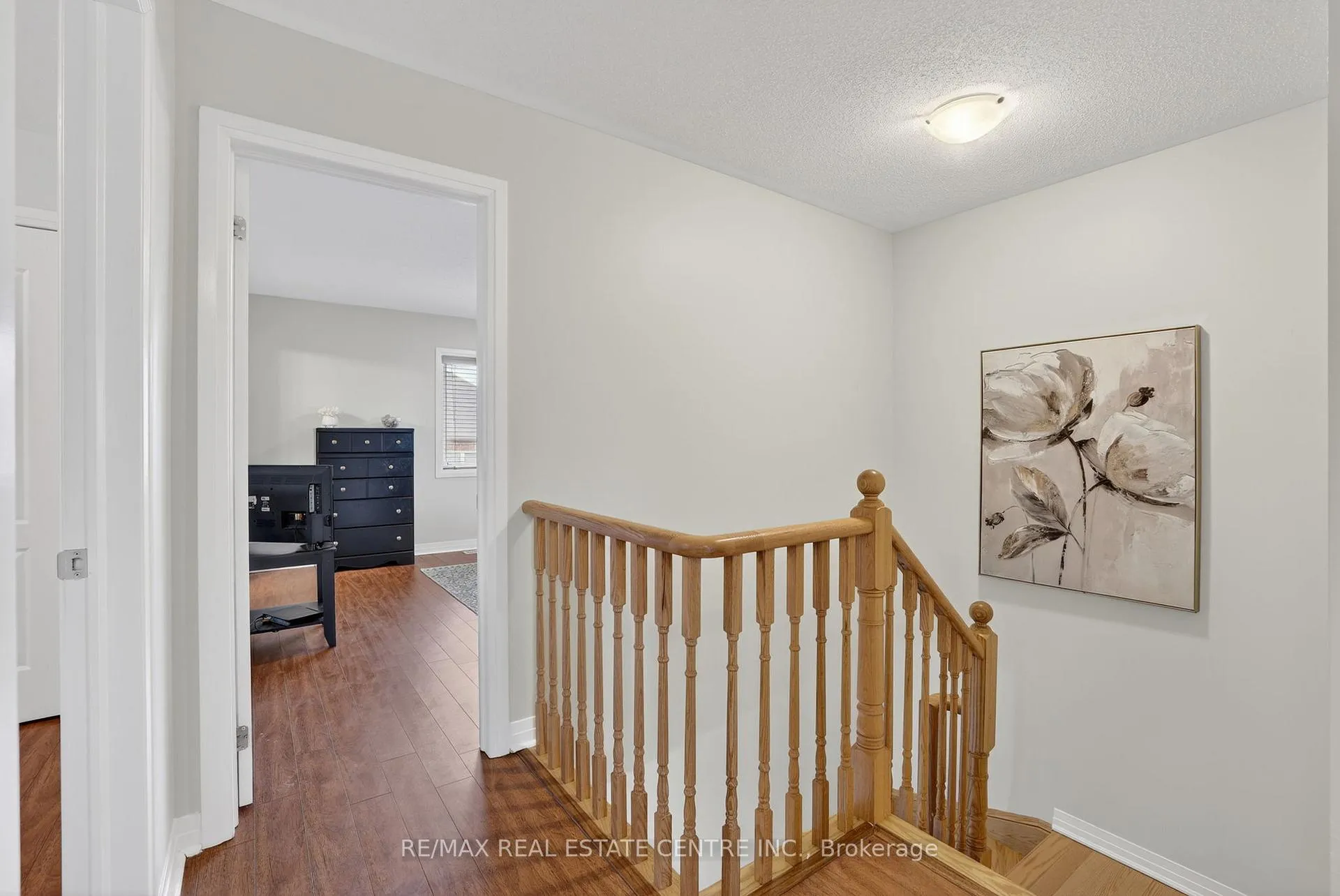 Photo 18 of 10 Porter Drive, Orangeville — HOMEH