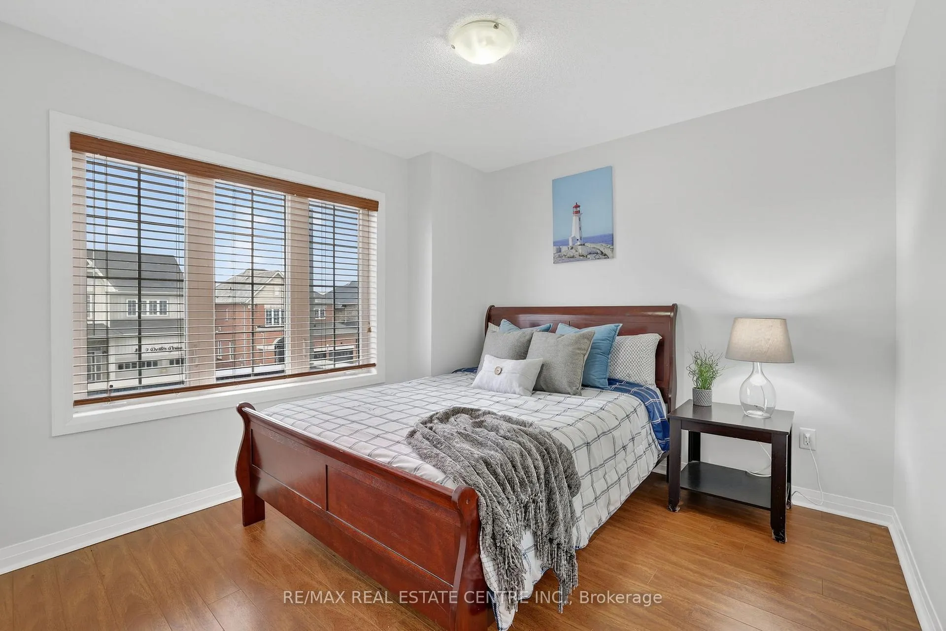 Photo 27 of 10 Porter Drive, Orangeville — HOMEH