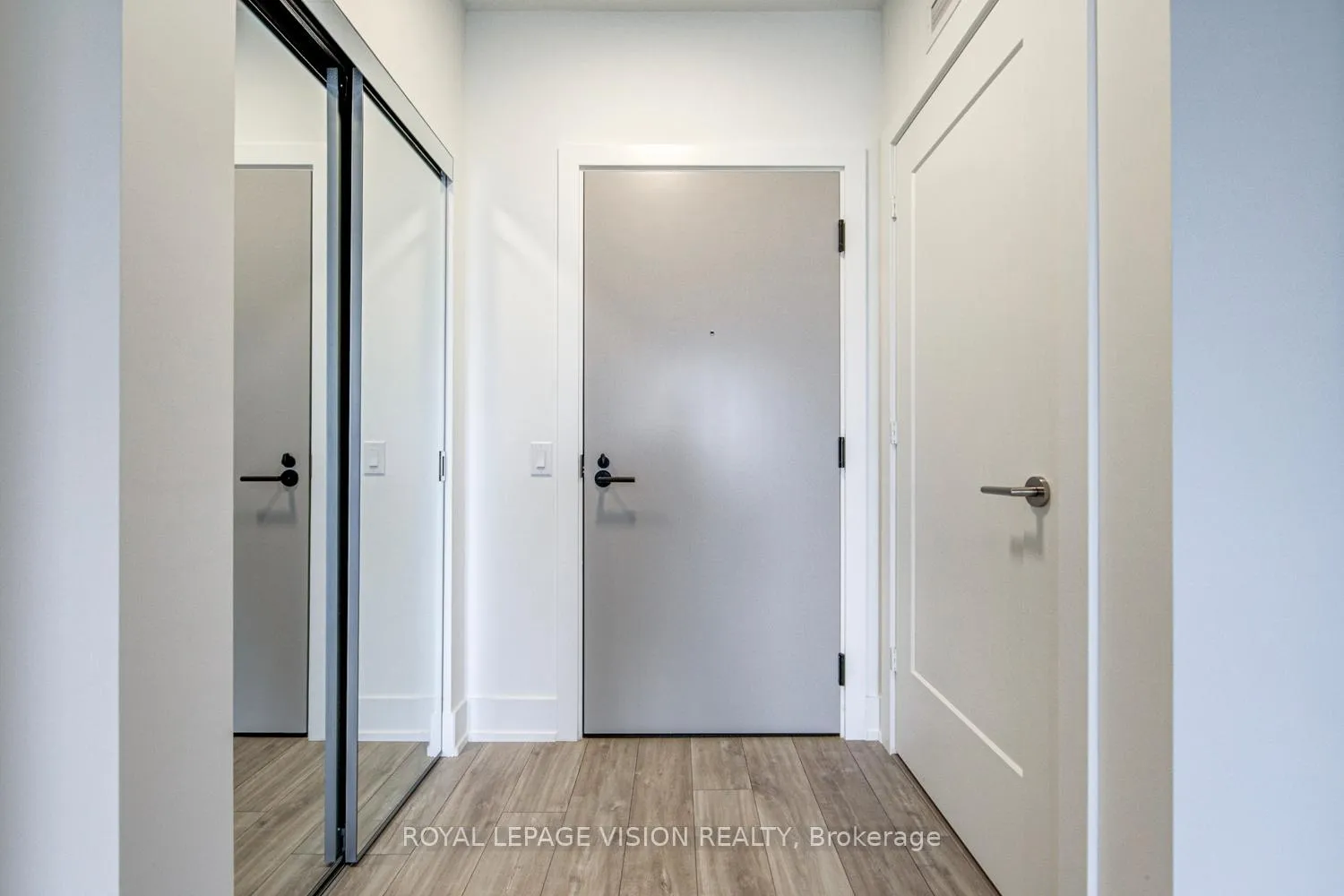 Photo 3 of Unit 716, 858 Dupont Street, Toronto, Dovercourt-Wallace Emerson-Junction — HOMEH
