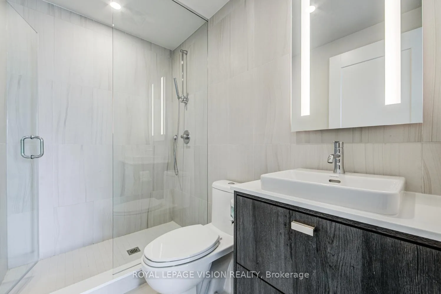 Photo 21 of Unit 716, 858 Dupont Street, Toronto, Dovercourt-Wallace Emerson-Junction — HOMEH