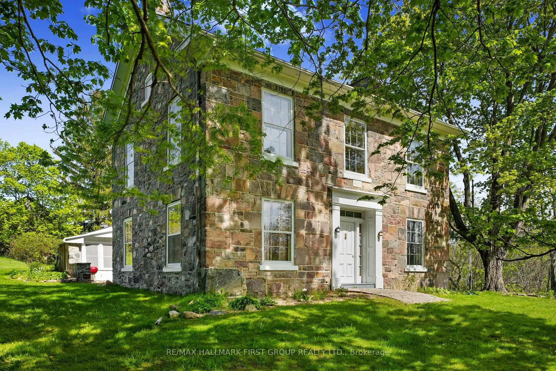 Photo 3 of 2247 Van Luven Road, Hamilton Township, Rural Hamilton — HOMEH