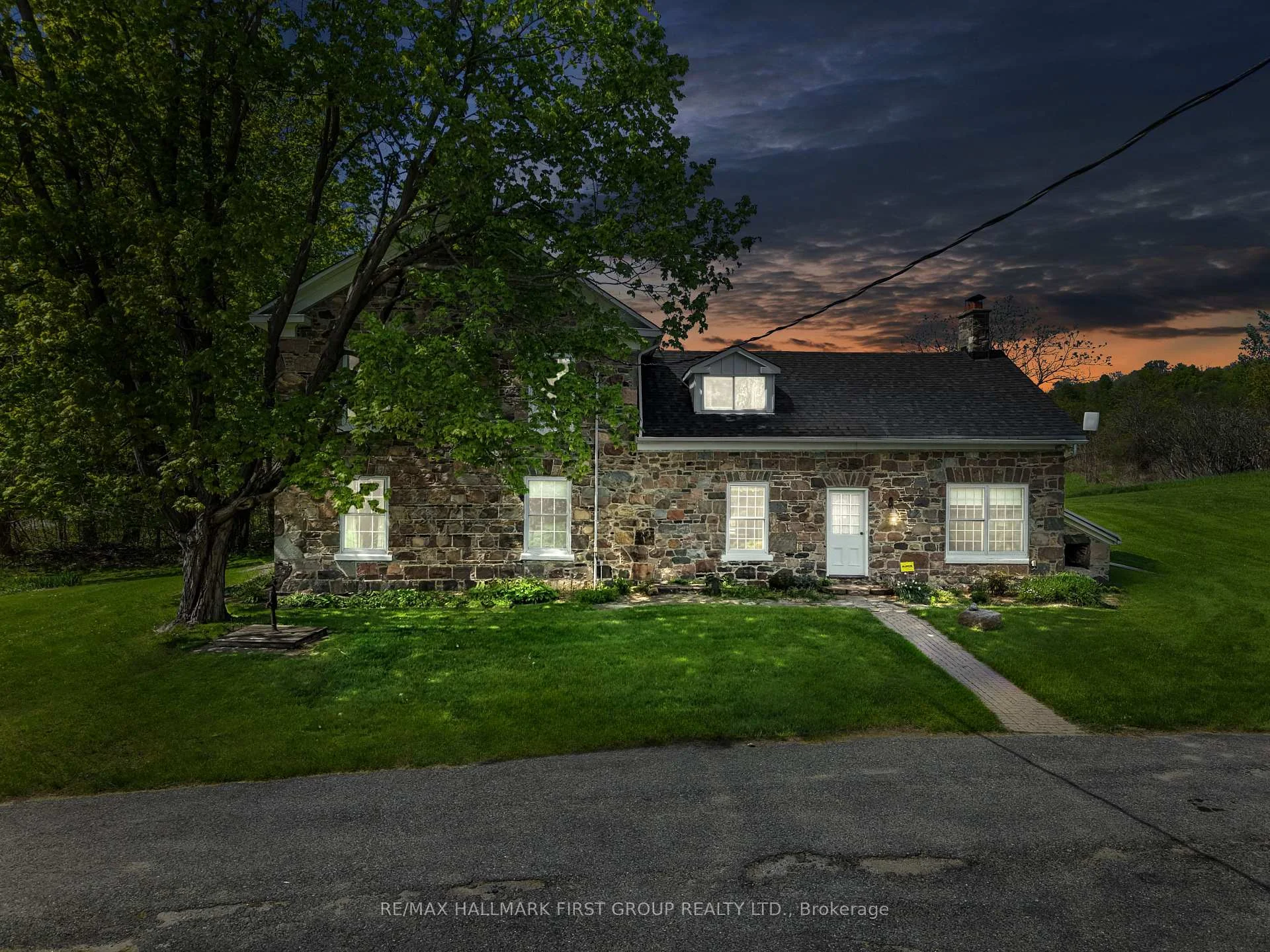 Photo 5 of 2247 Van Luven Road, Hamilton Township, Rural Hamilton — HOMEH