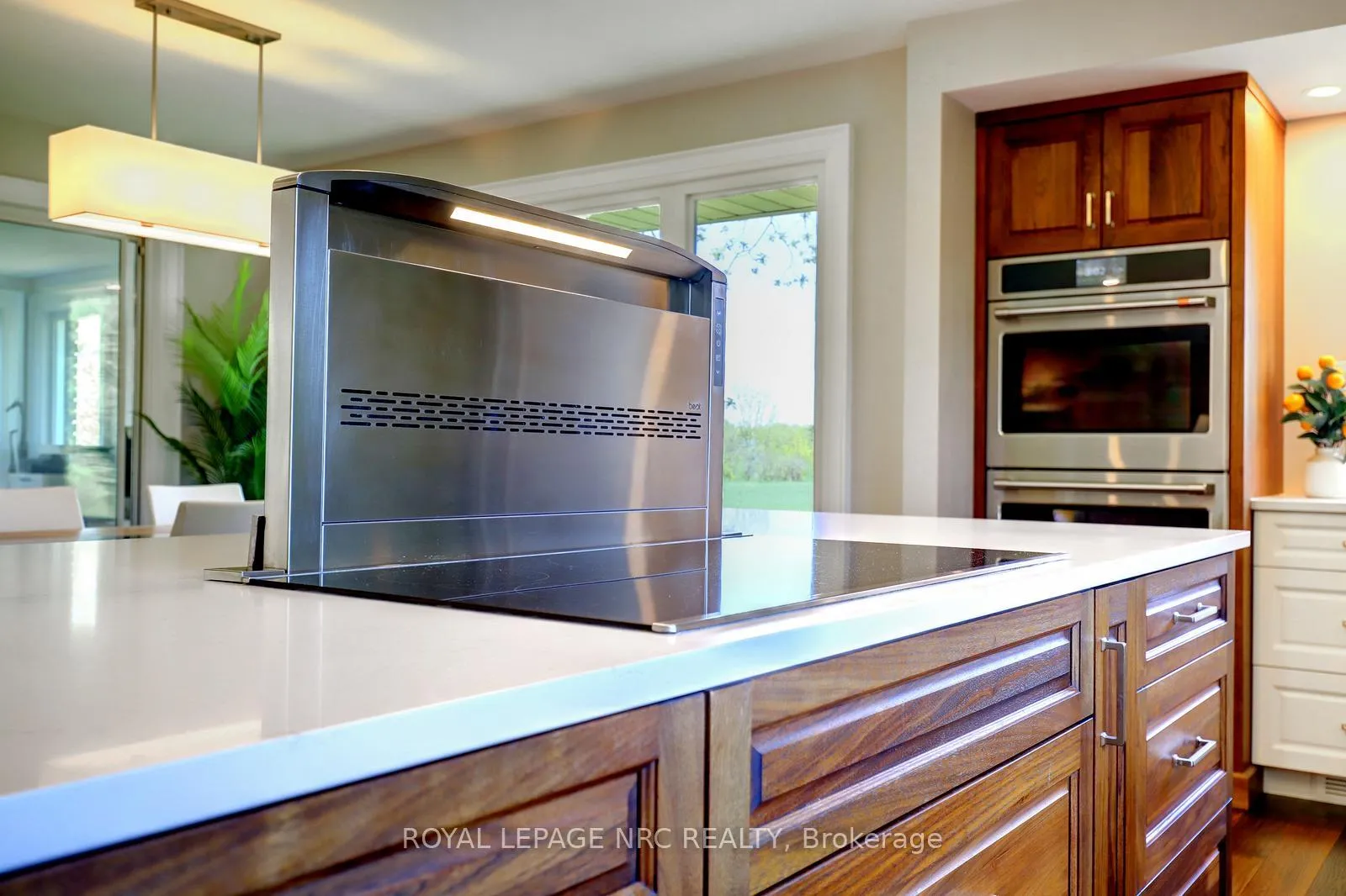 Photo 17 of 44 Fifty Road, Hamilton, Rural Stoney Creek — HOMEH